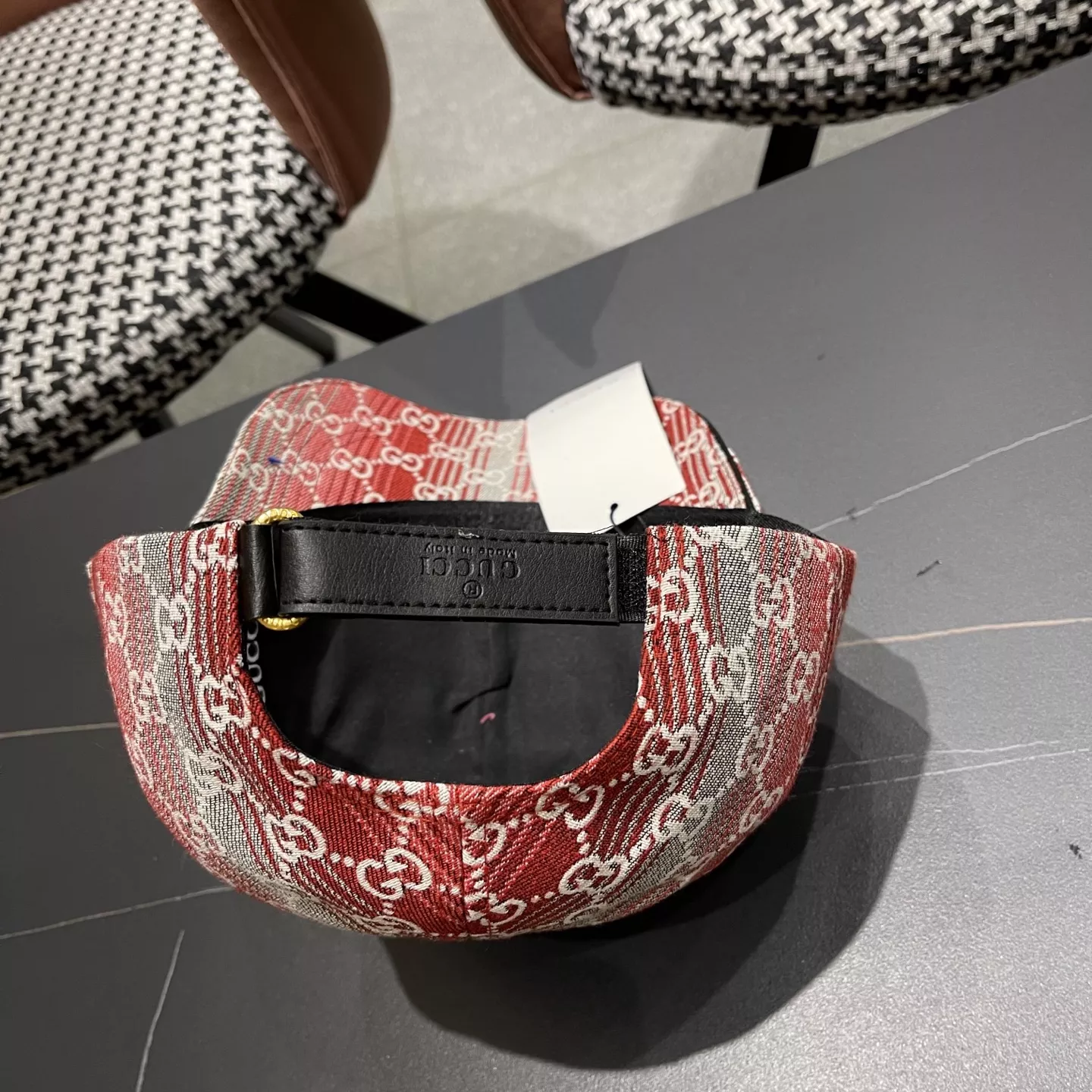 Gucci Caps GoAnywhere 9950