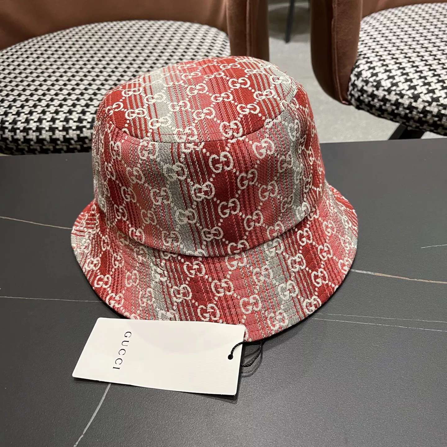 Gucci Caps Lightweight 4700