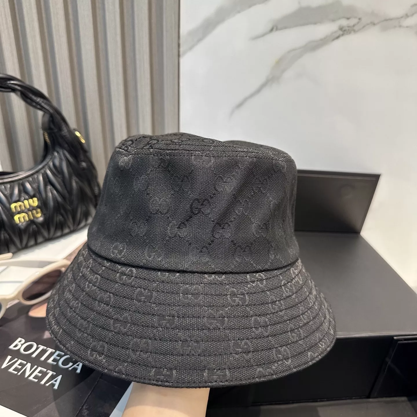 Gucci Caps Lightweight 6976