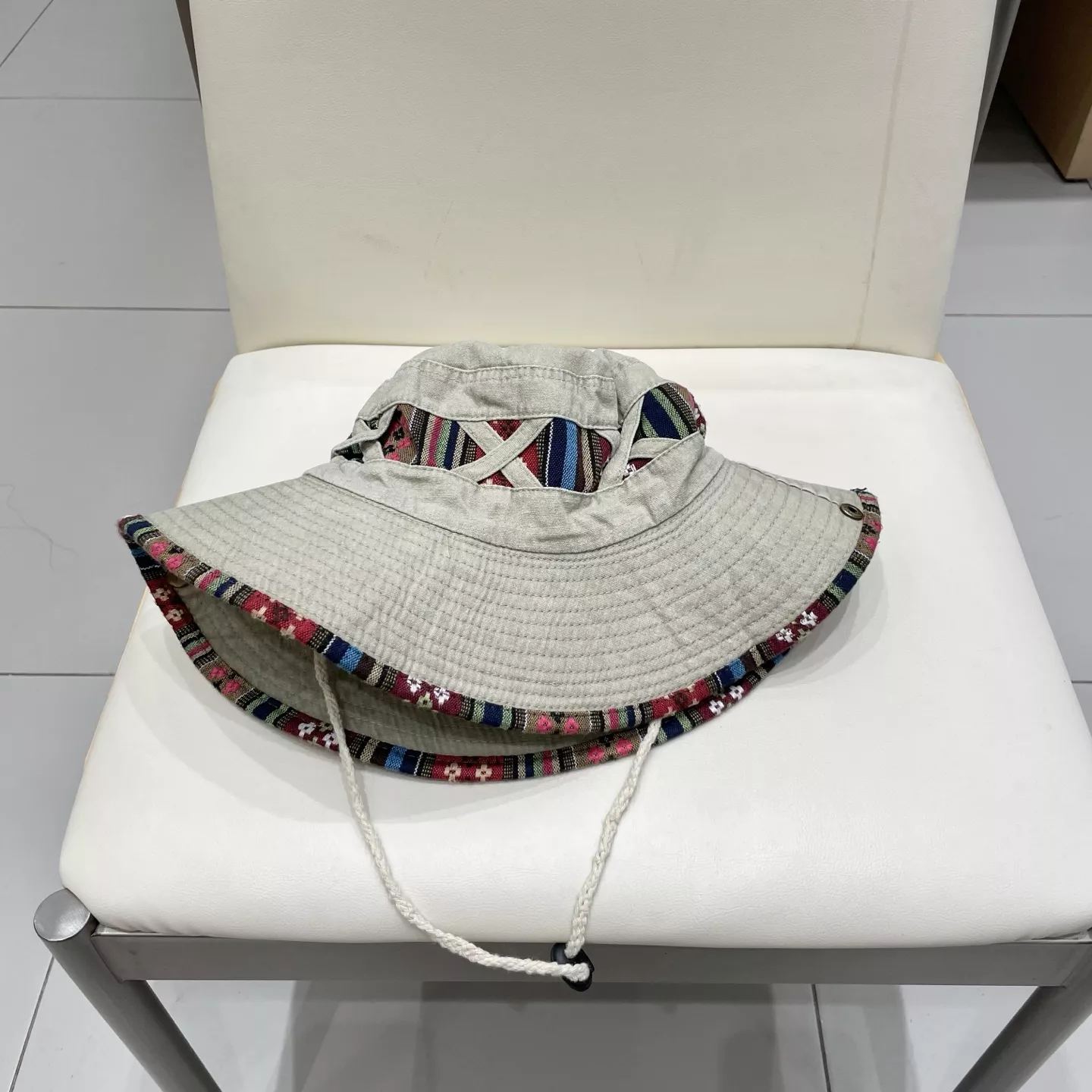 Gucci Caps Practical 519