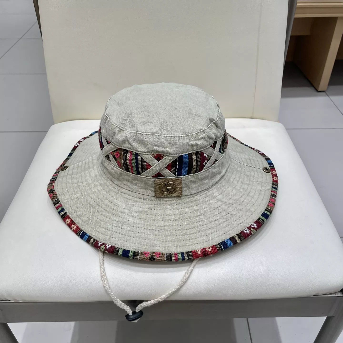 Gucci Caps Practical 519