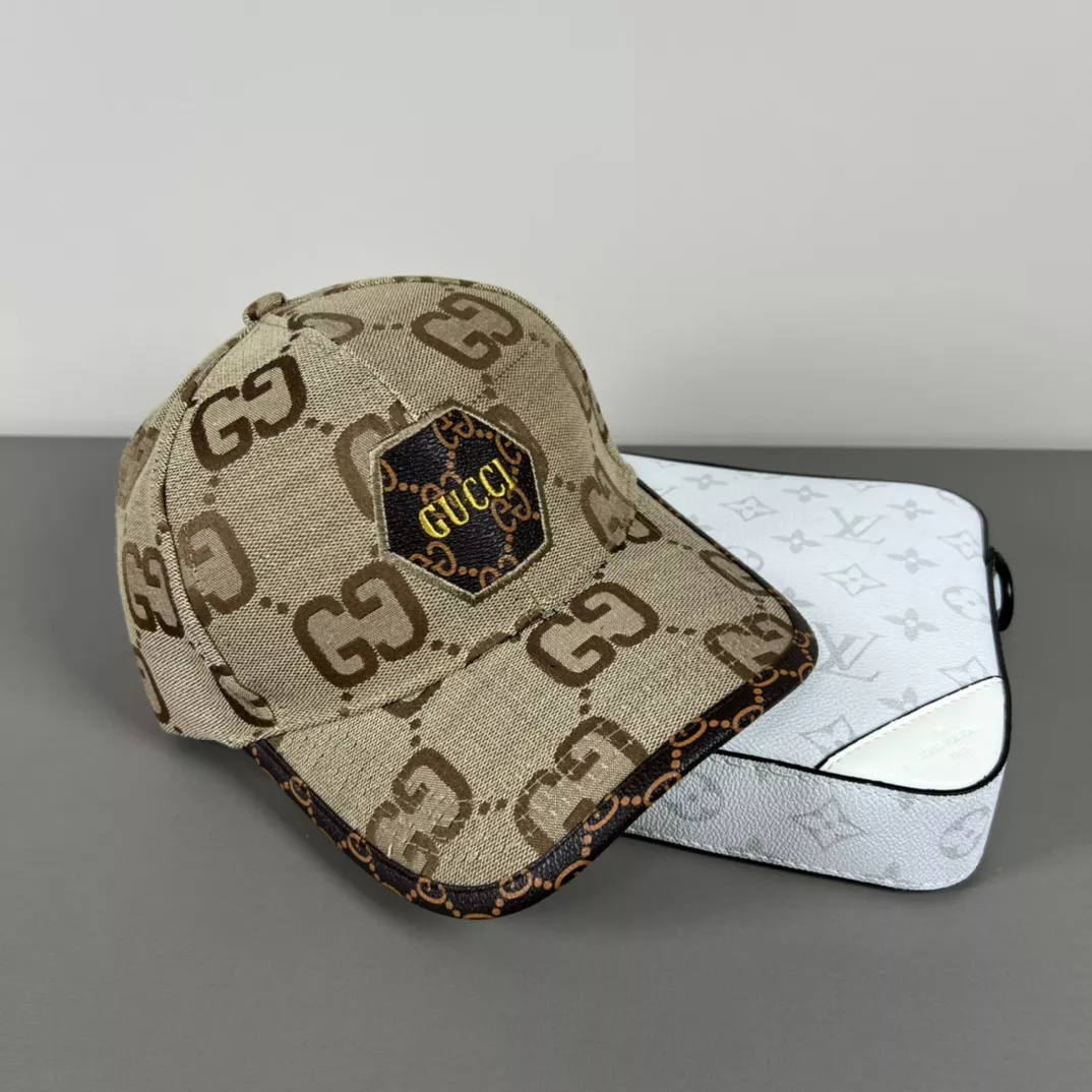 Gucci Caps Practical 5238