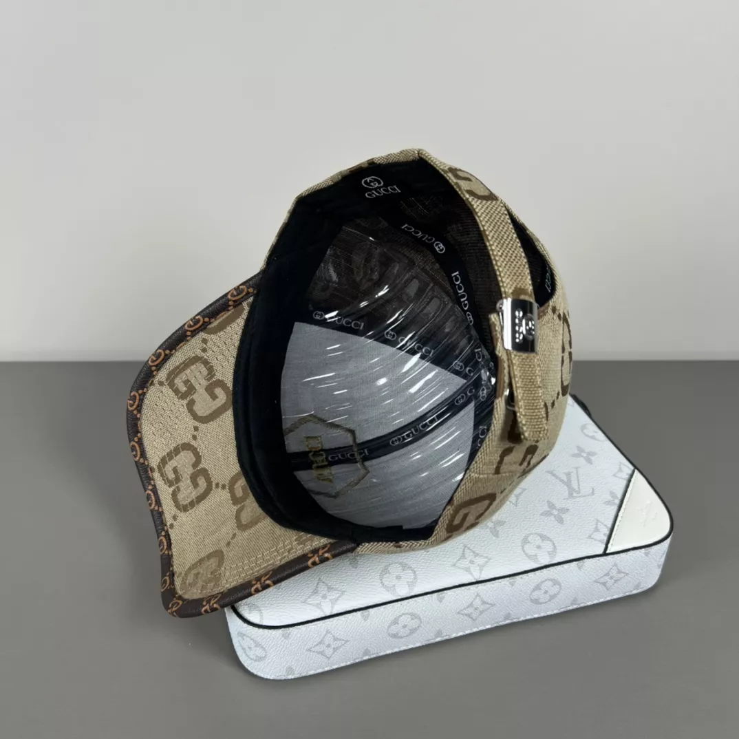 Gucci Caps Practical 5238