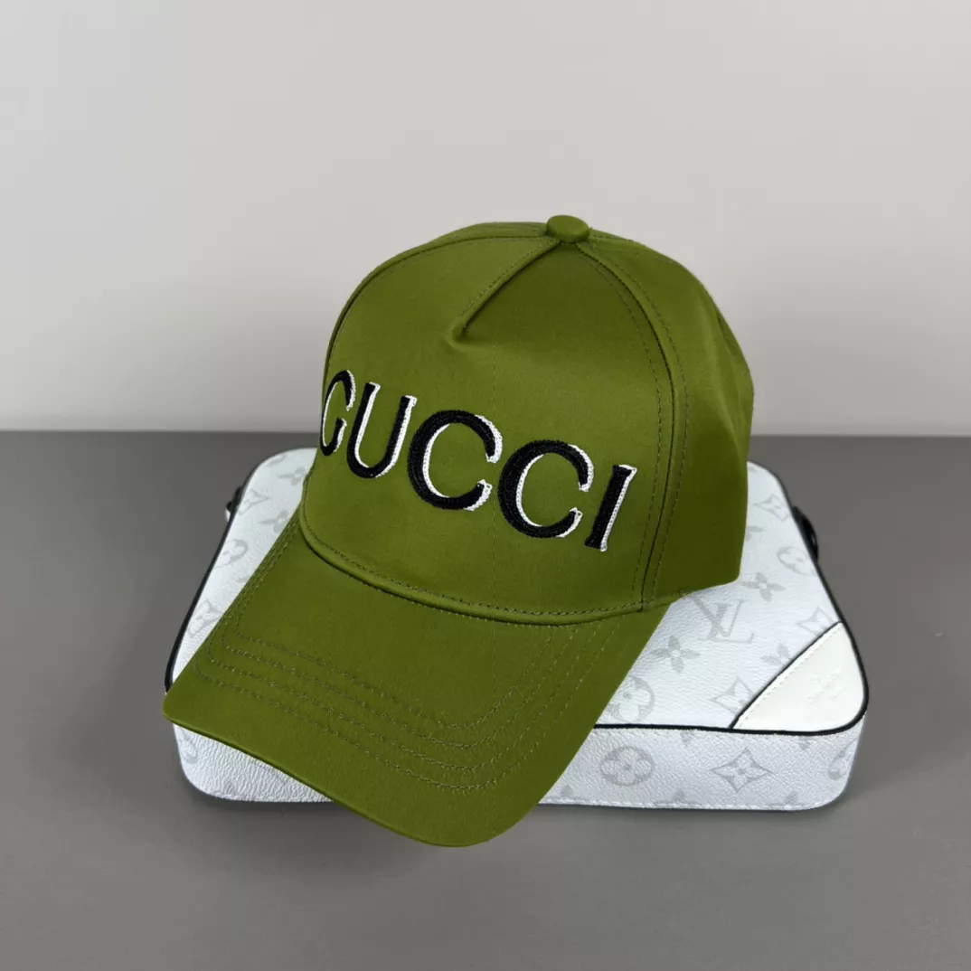 Gucci Caps Practical 6050