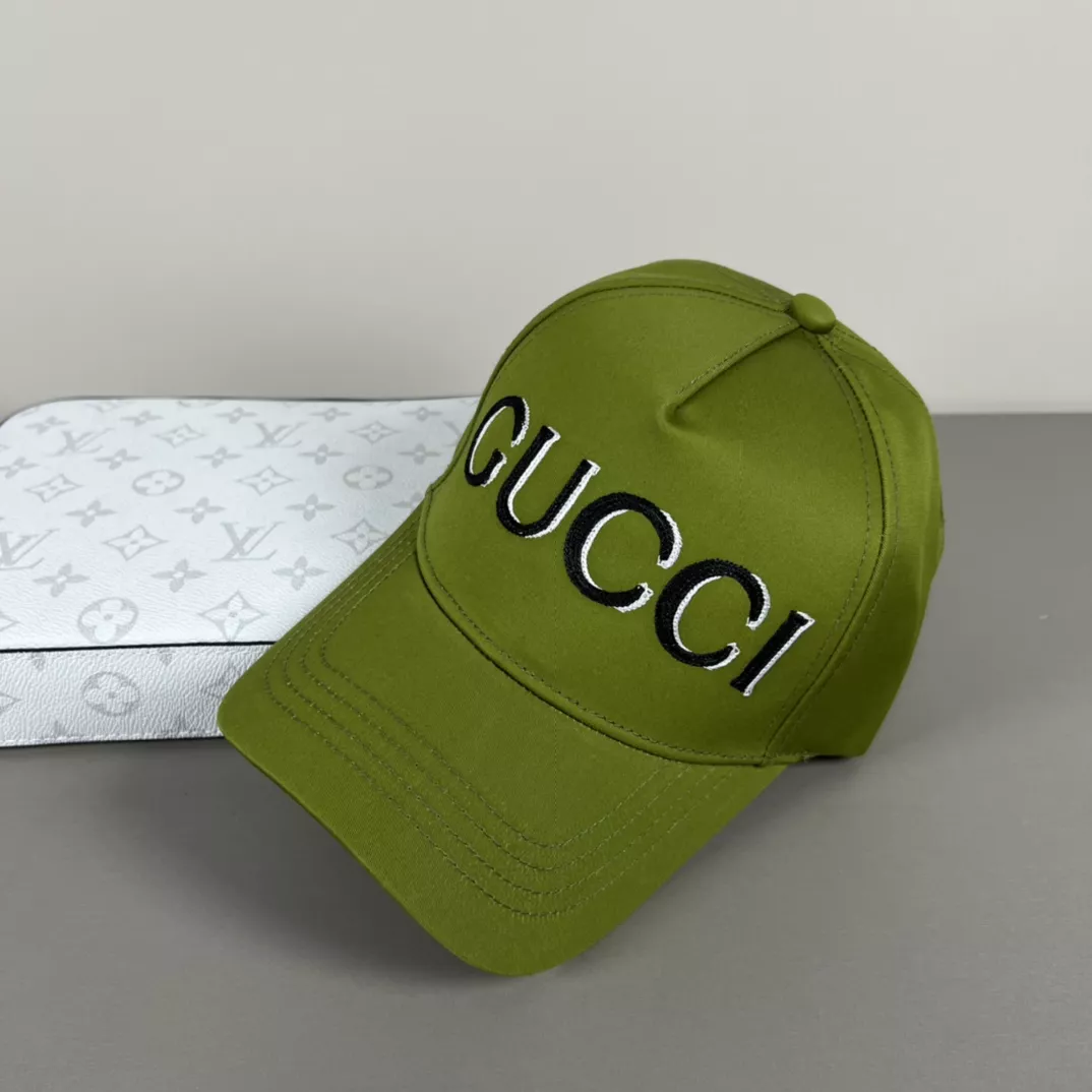 Gucci Caps Practical 6050