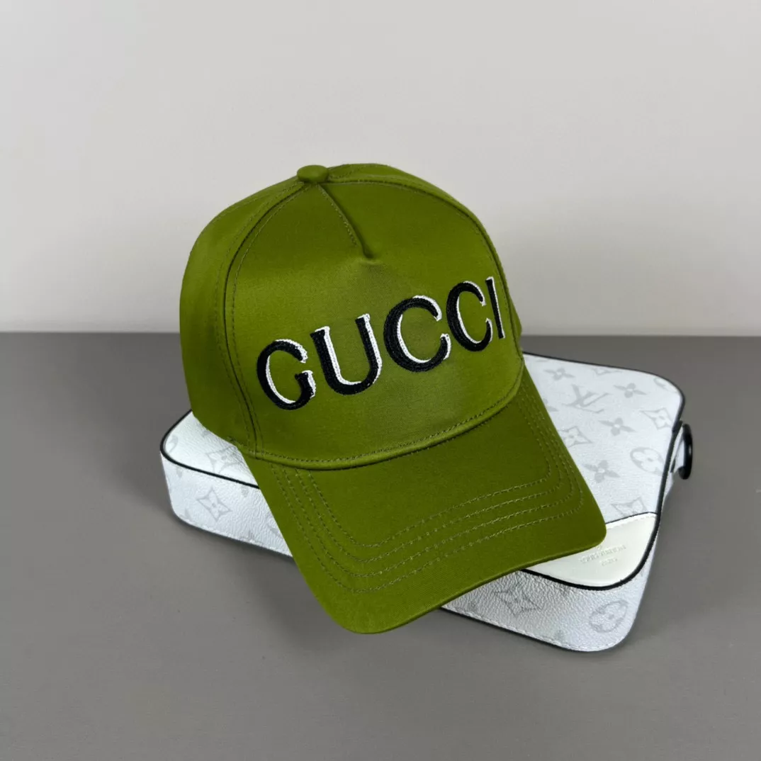 Gucci Caps Sophisticated 6304