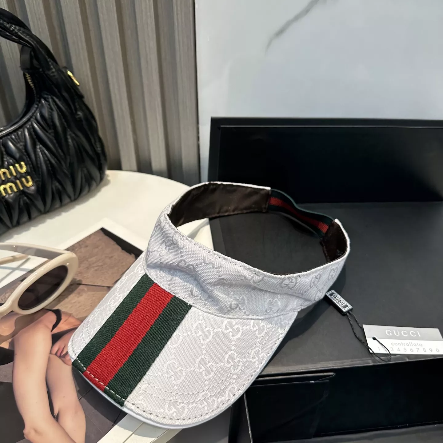 Gucci Caps Stylish 9468