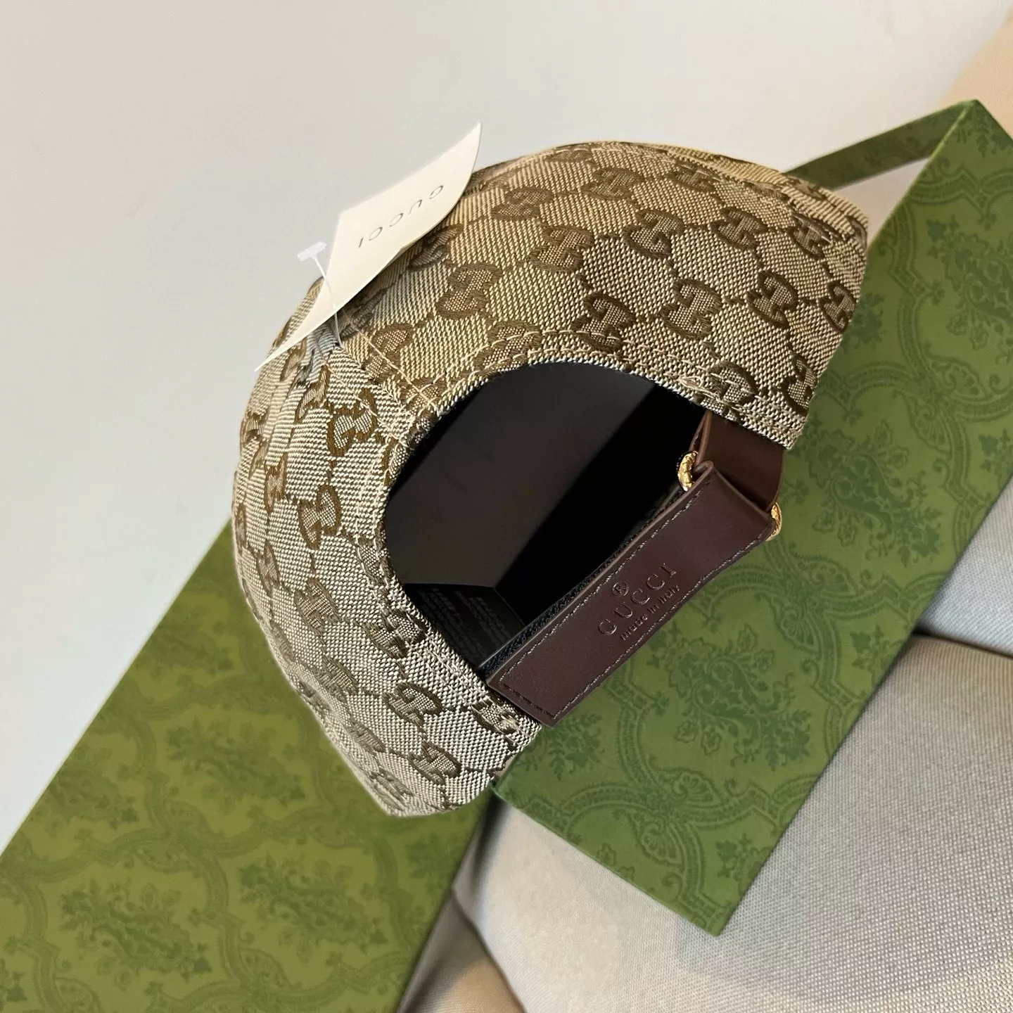 Gucci Caps Timeless 9513