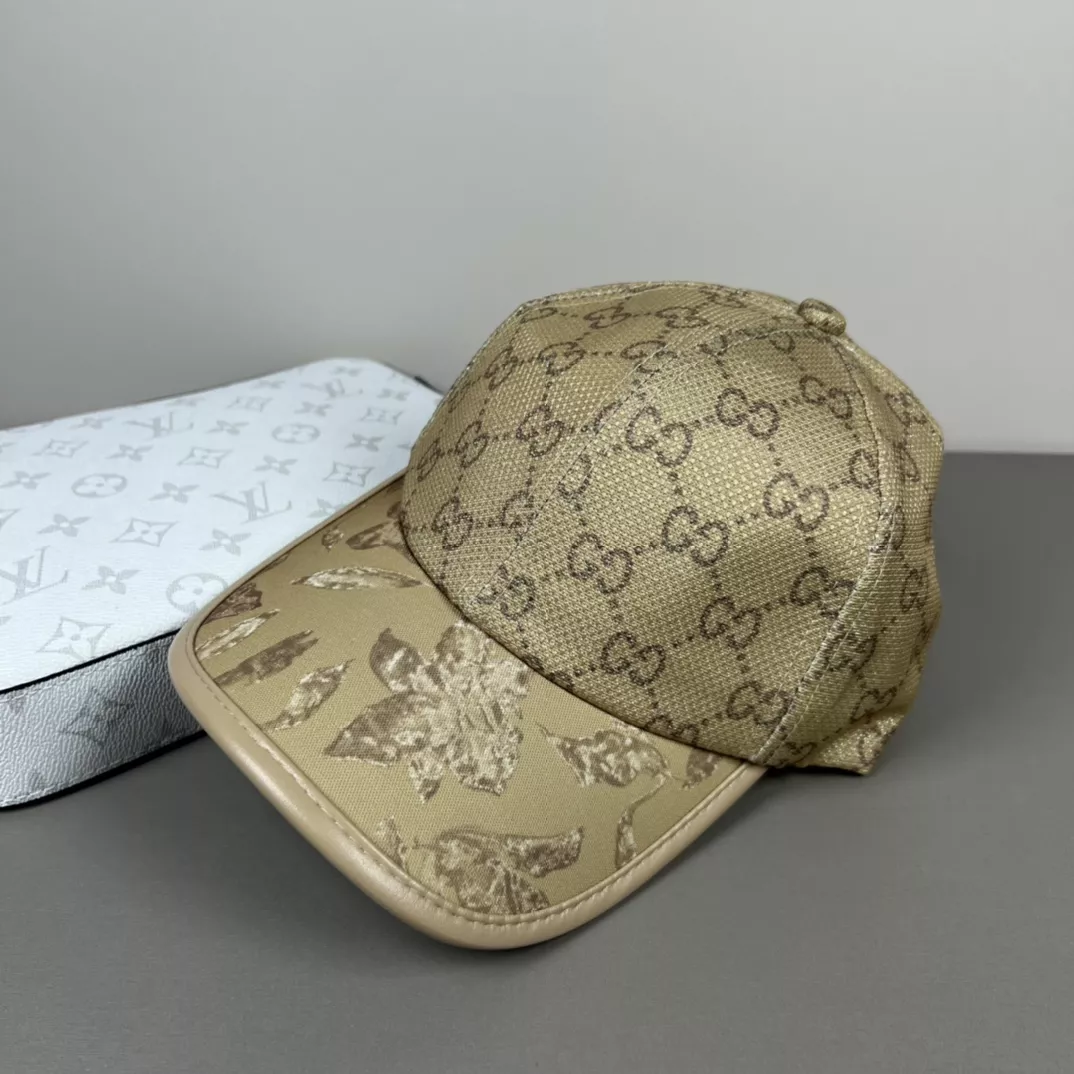 Gucci Caps Trendsetting 6662