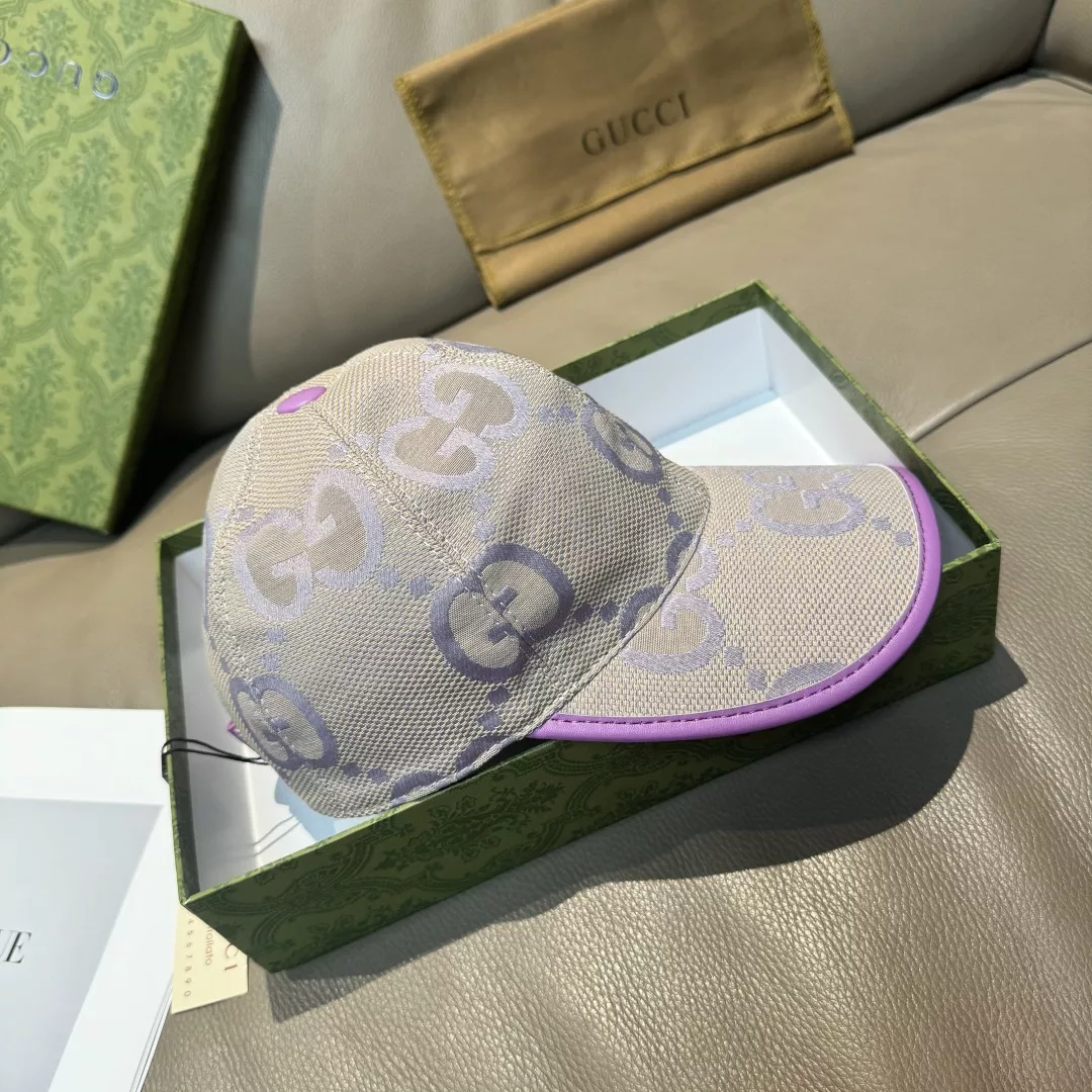 Gucci Caps Vibrant 9841