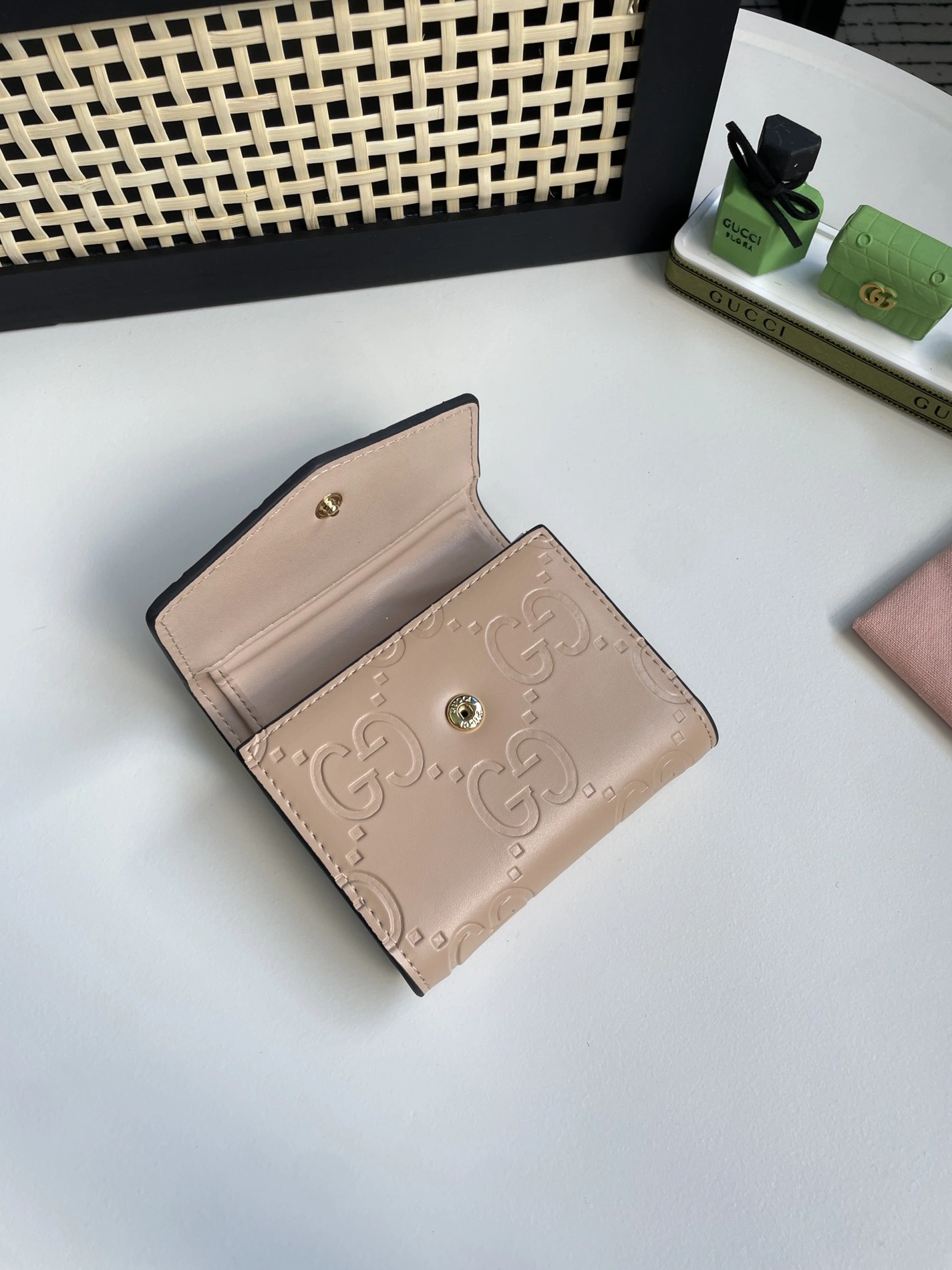 Gucci Card Case Versatile 1455