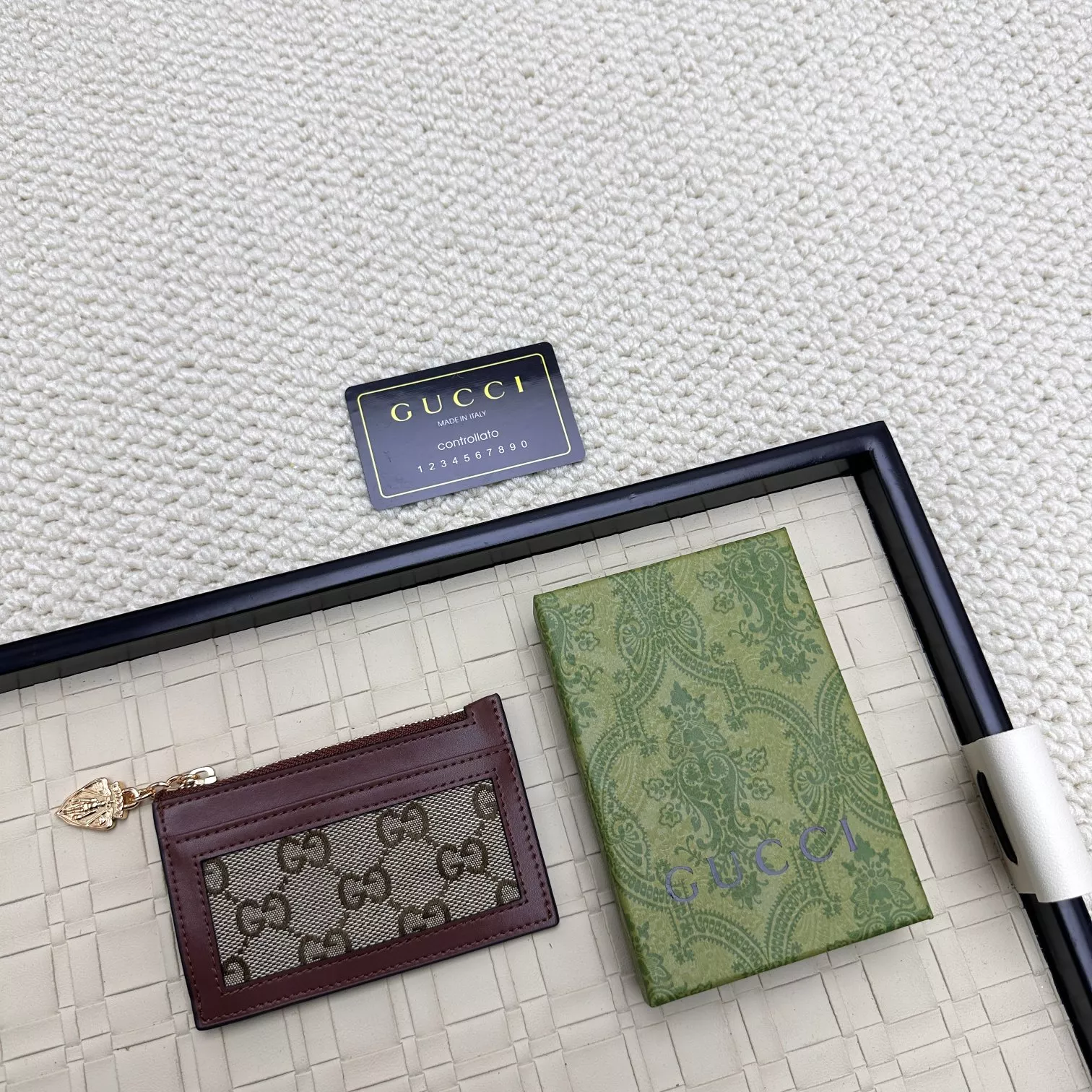 Gucci Card Case Vibrant 8114