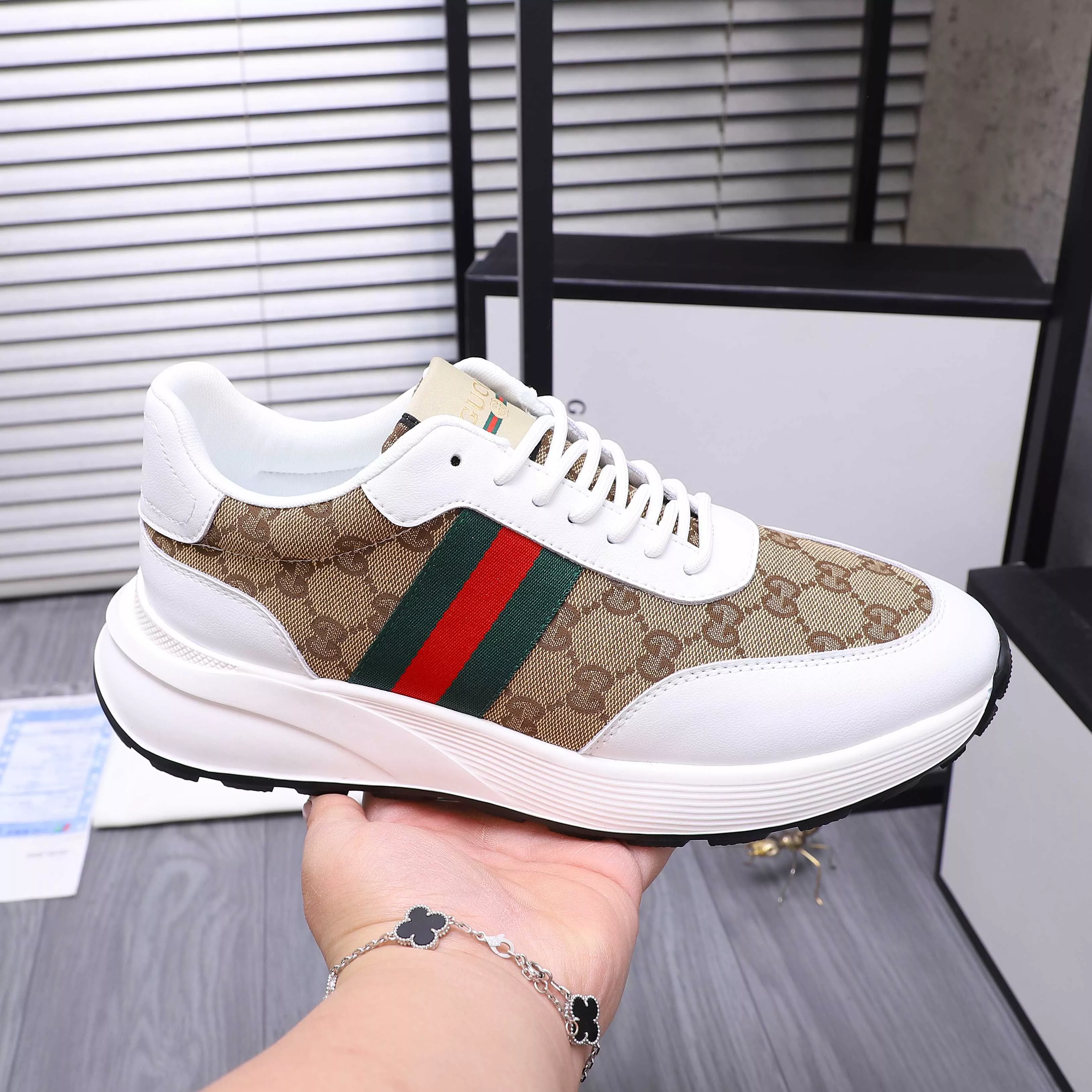 Gucci Casual Shoes For Men Affordable 5611