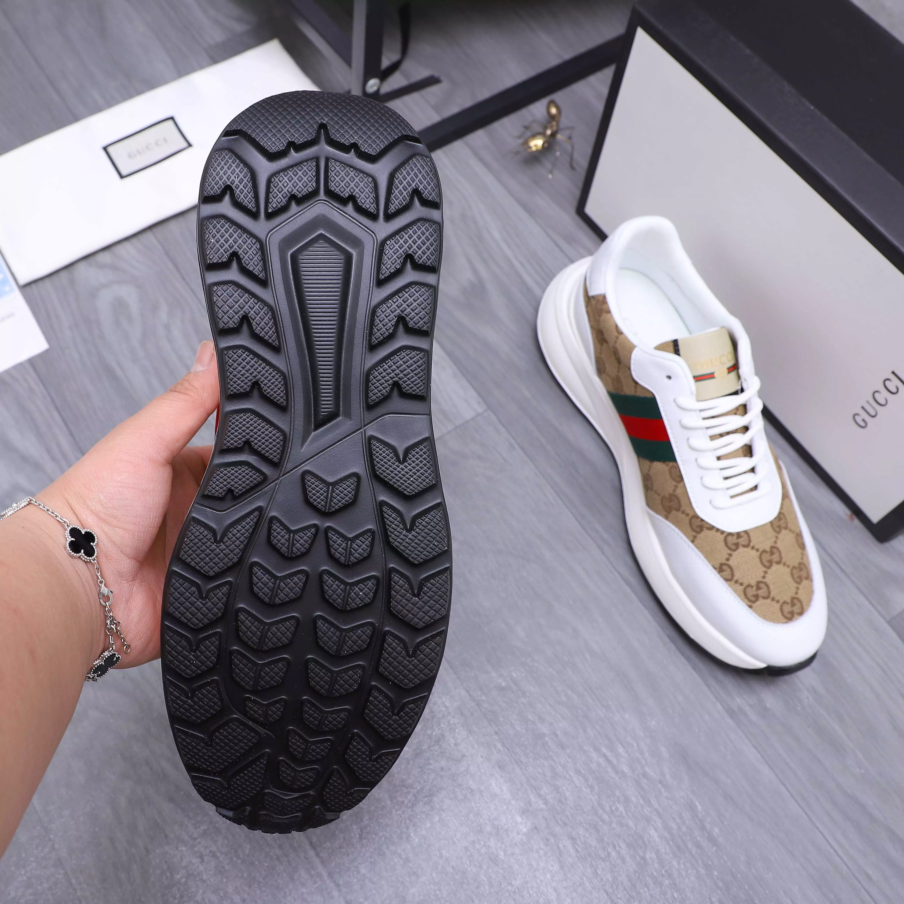 Gucci Casual Shoes For Men Affordable 5611