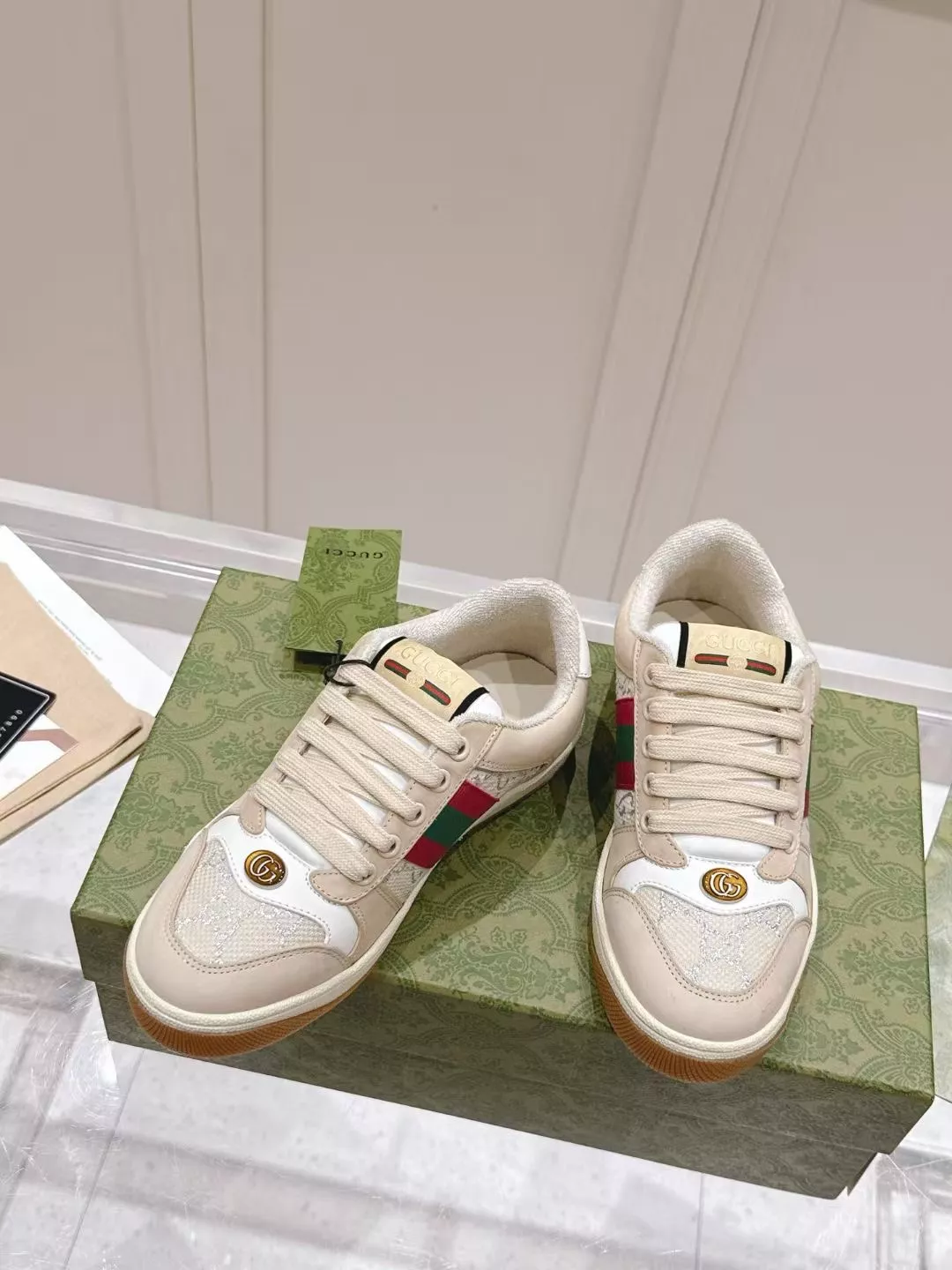 Gucci Casual Shoes For Men Bold 3217