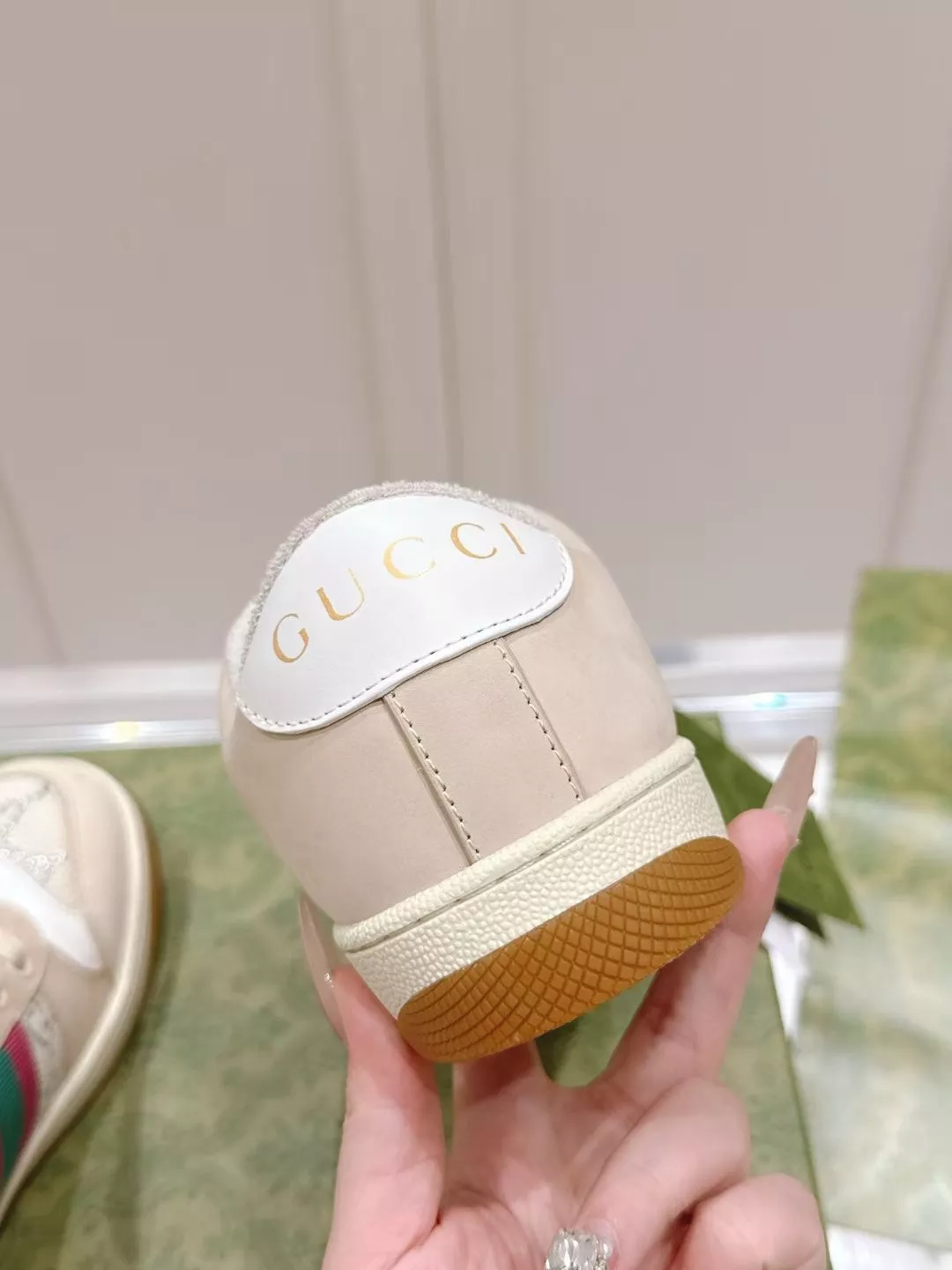 Gucci Casual Shoes For Men Bold 3217