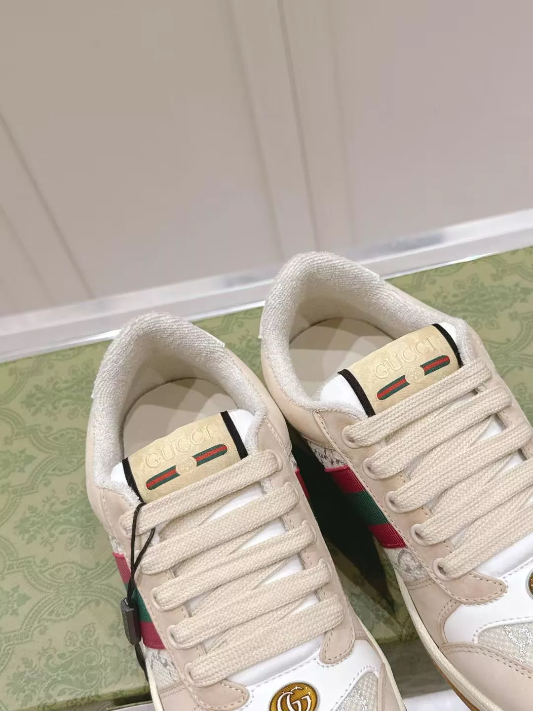 Gucci Casual Shoes For Men Bold 3217
