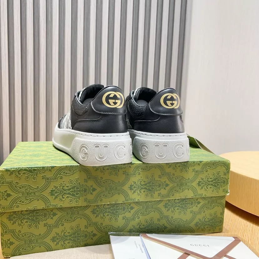 Gucci Casual Shoes For Men Classic 4914