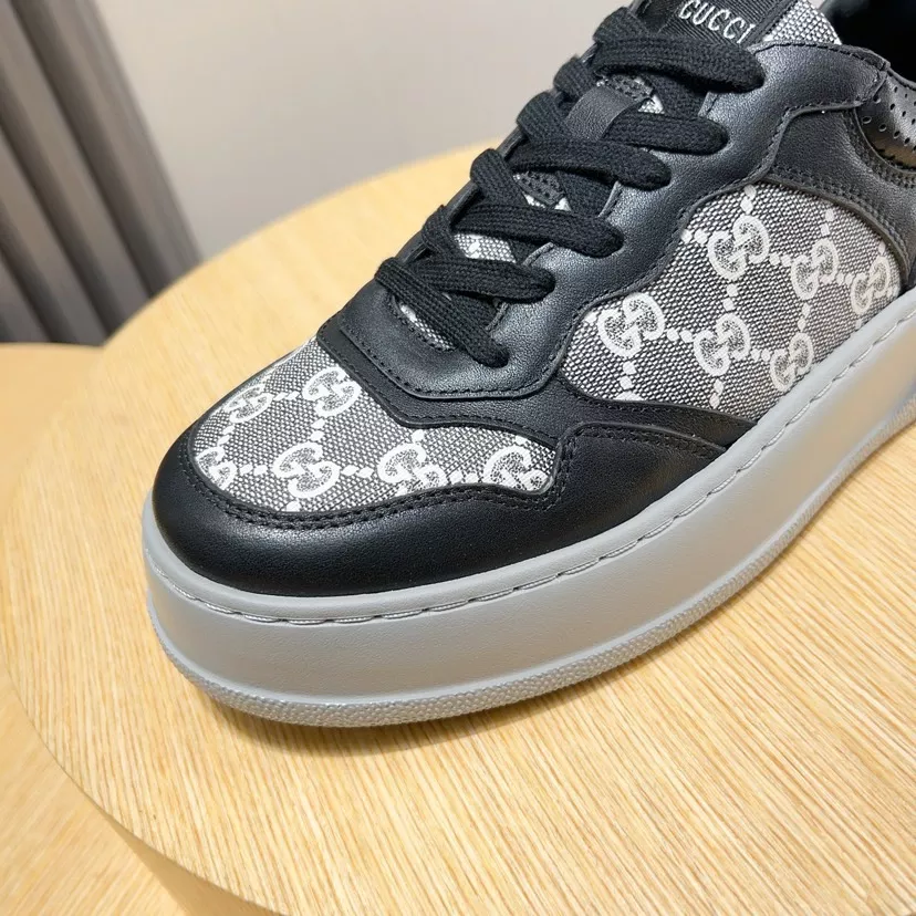 Gucci Casual Shoes For Men Classic 4914