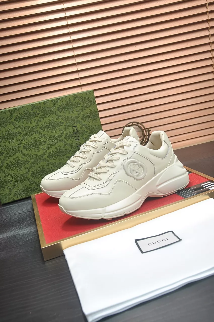 Gucci Casual Shoes For Men Classic 5569