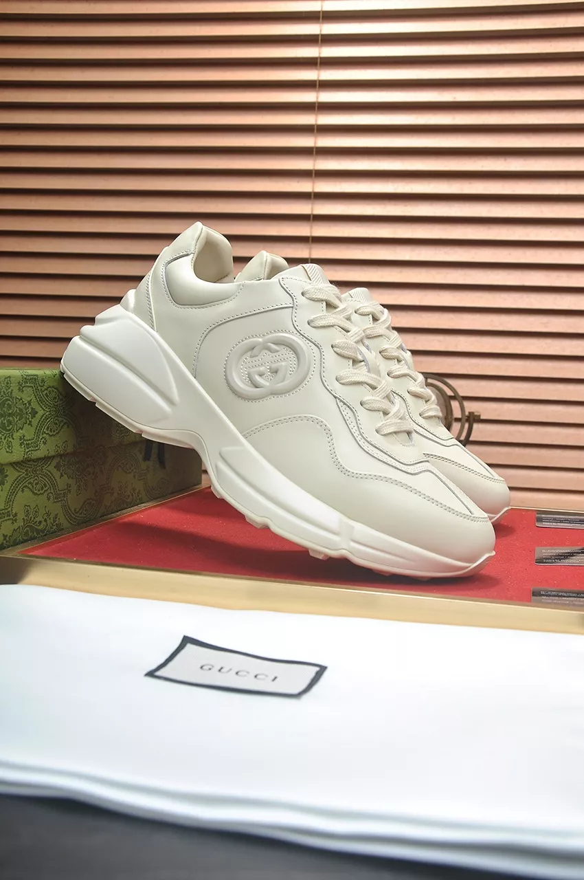Gucci Casual Shoes For Men Classic 5569
