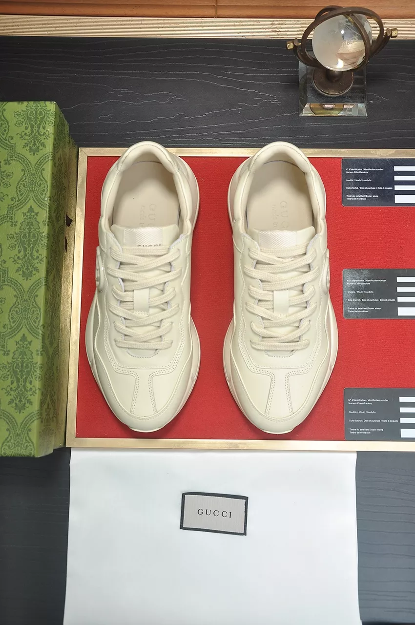 Gucci Casual Shoes For Men Classic 5569