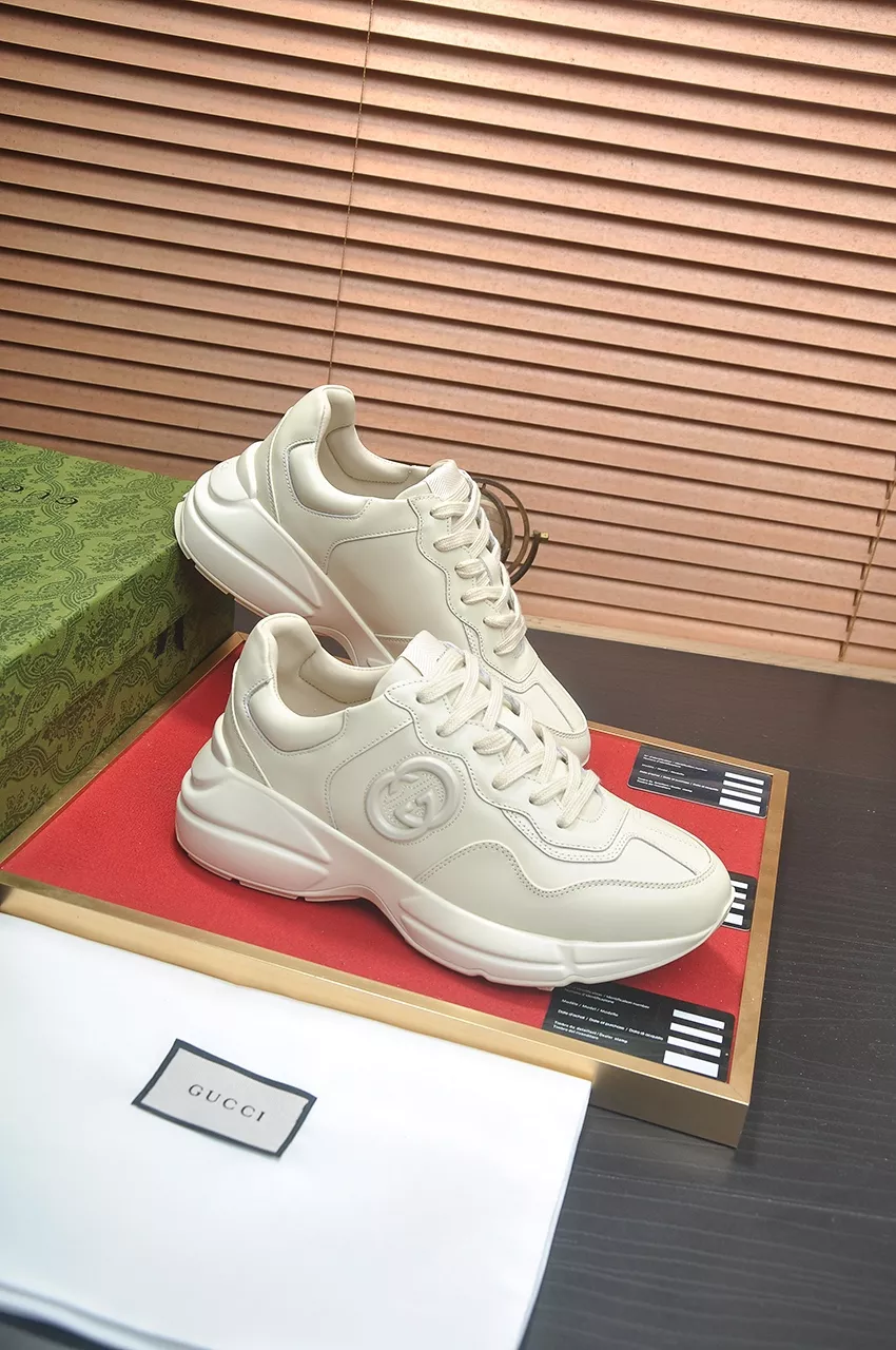 Gucci Casual Shoes For Men Classic 5569