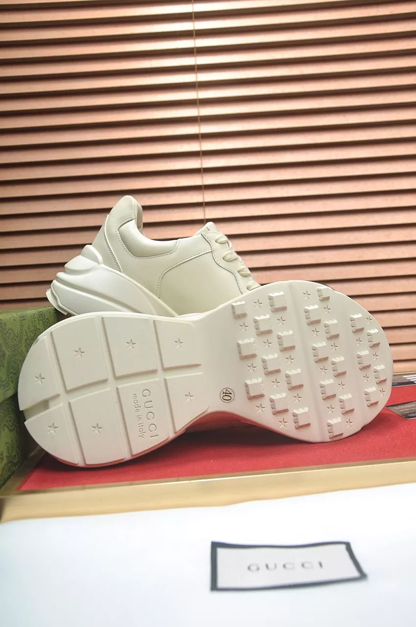 Gucci Casual Shoes For Men Classic 5569