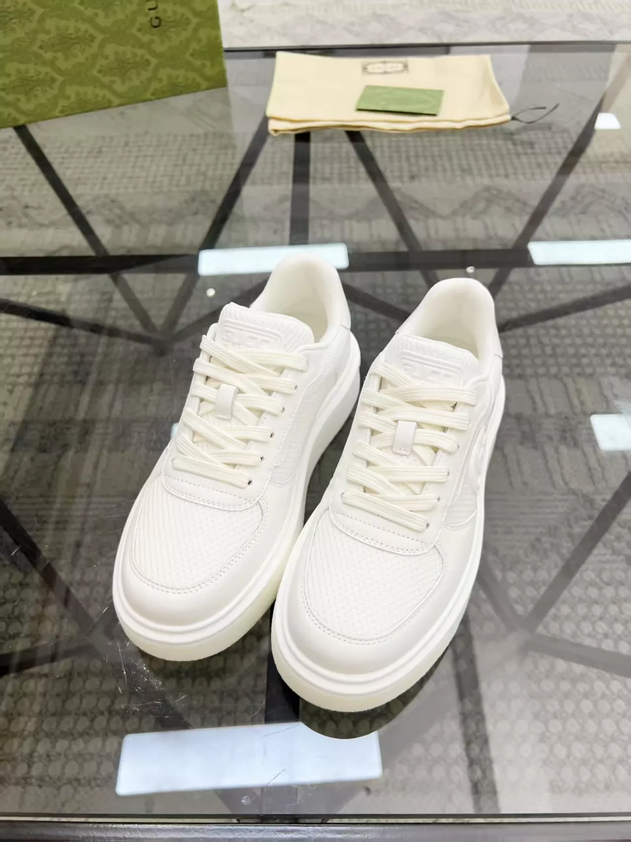 Gucci Casual Shoes For Men Classic 7813