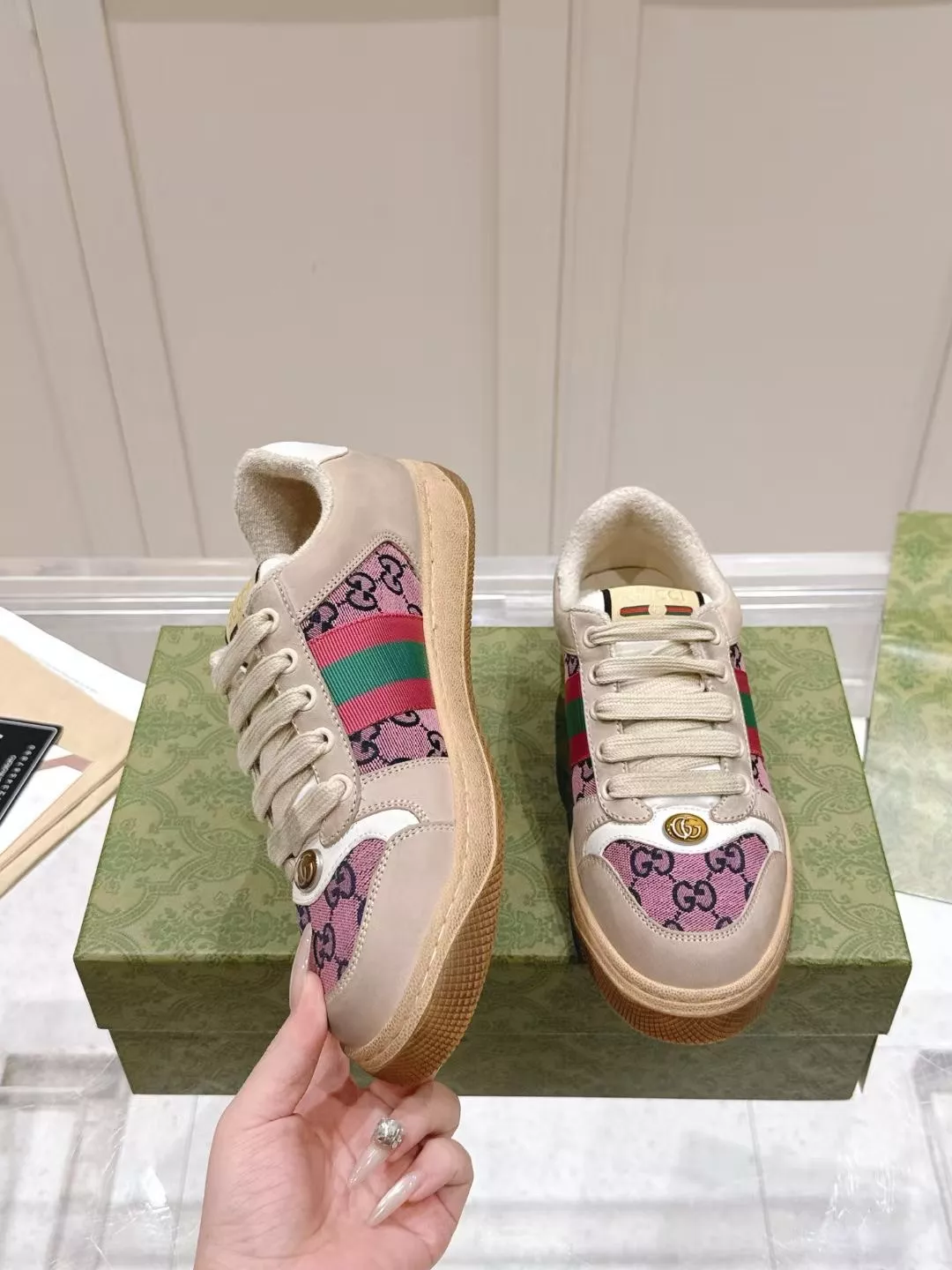 Gucci Casual Shoes For Men Compact 7652