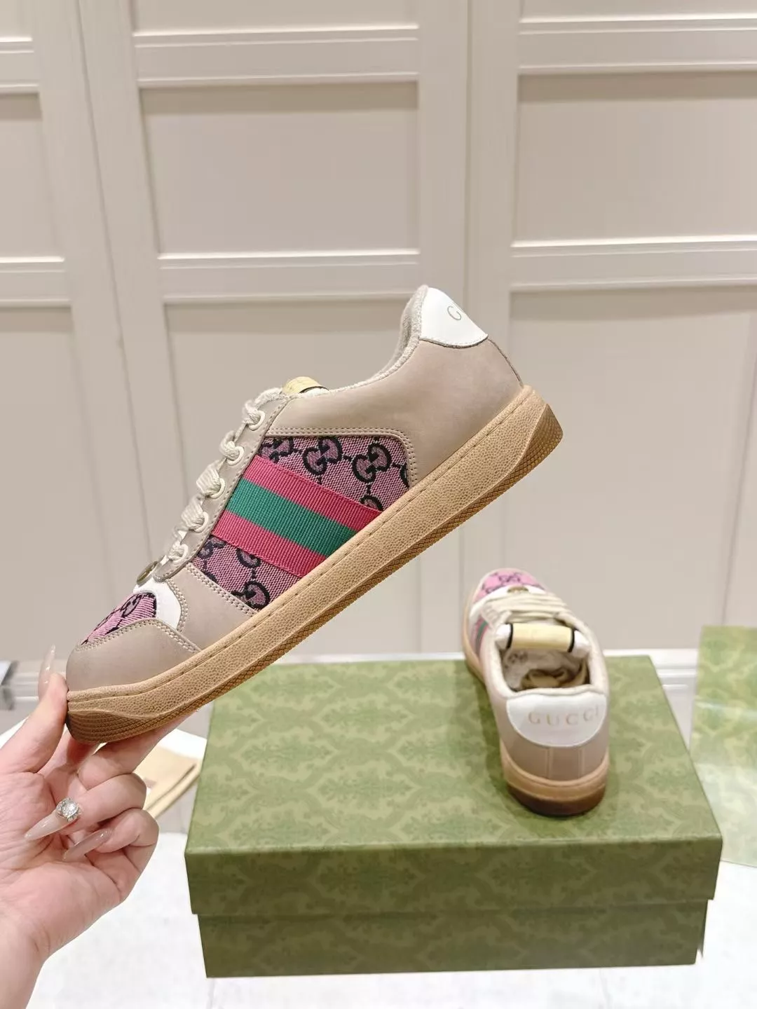 Gucci Casual Shoes For Men Compact 7652