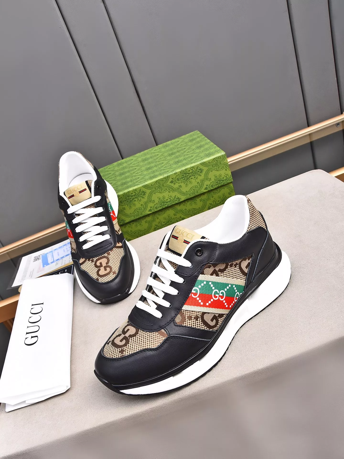 Gucci Casual Shoes For Men Compact 9525