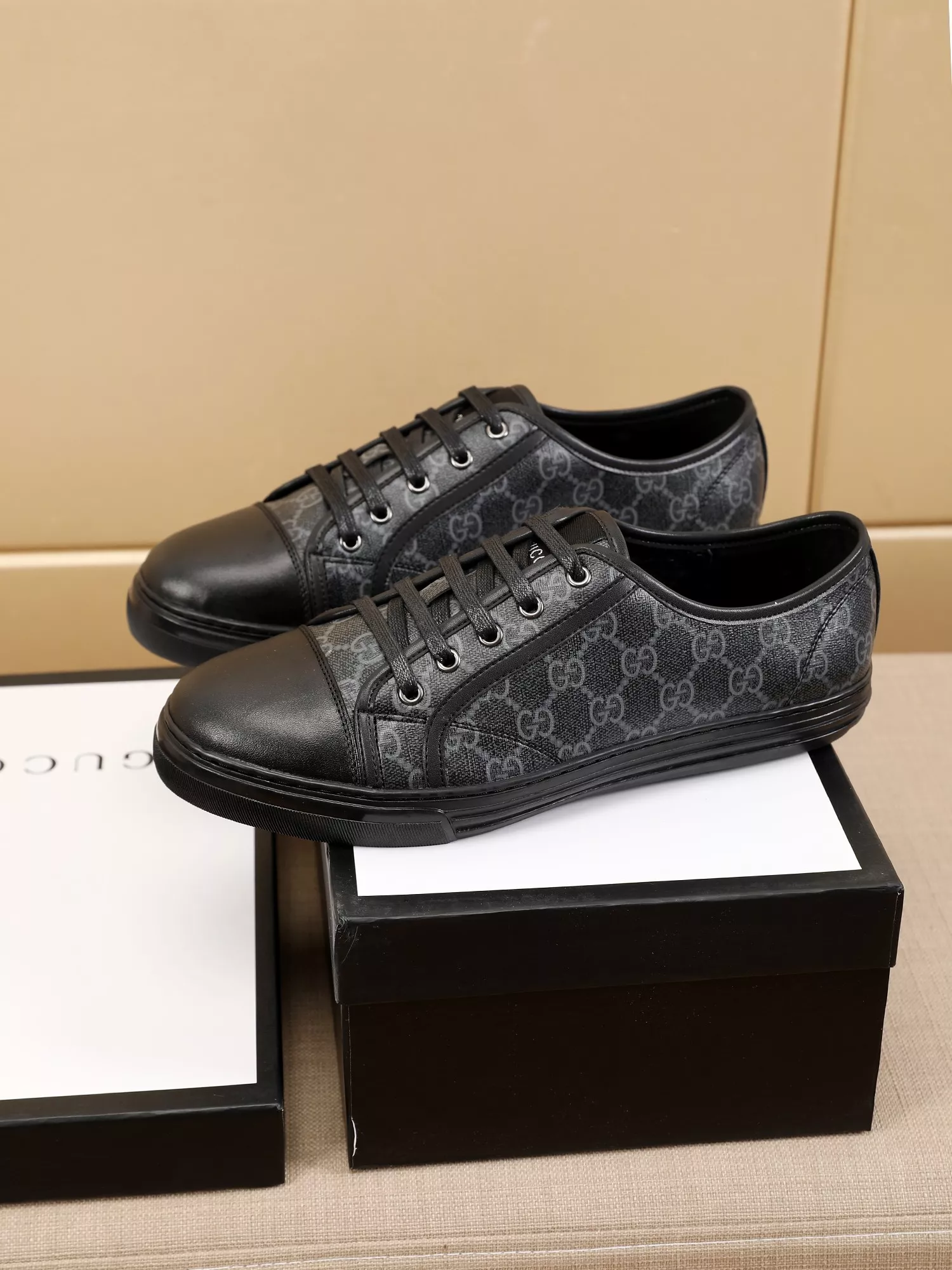 Gucci Casual Shoes For Men EasyMatch 329