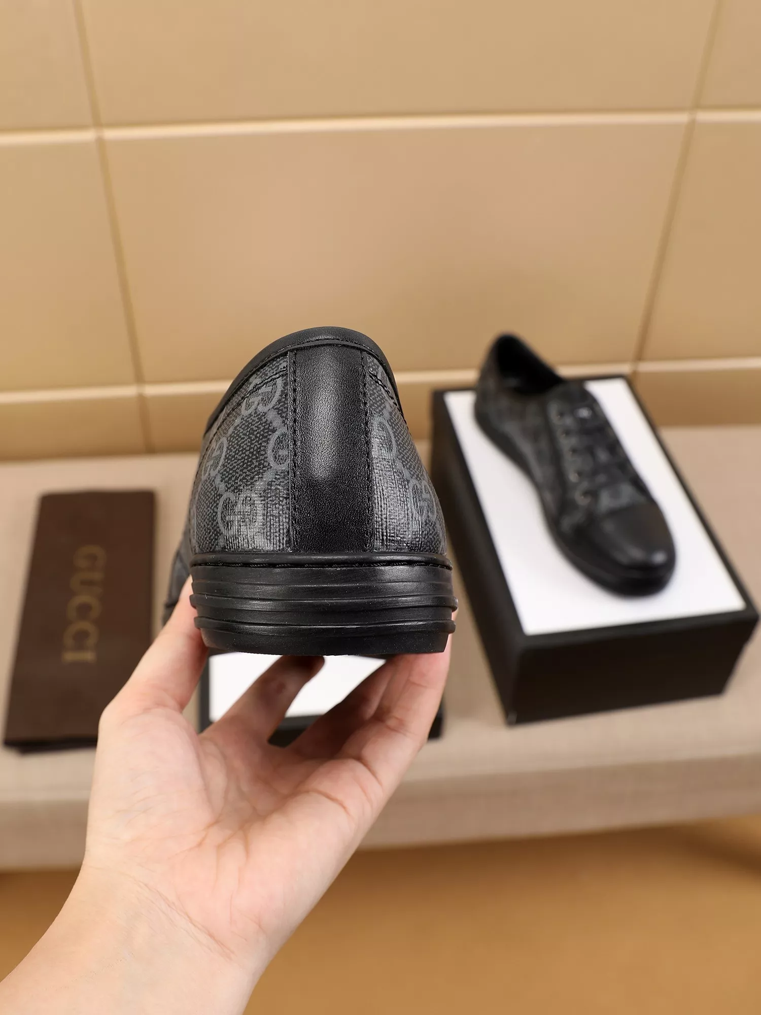 Gucci Casual Shoes For Men EasyMatch 329