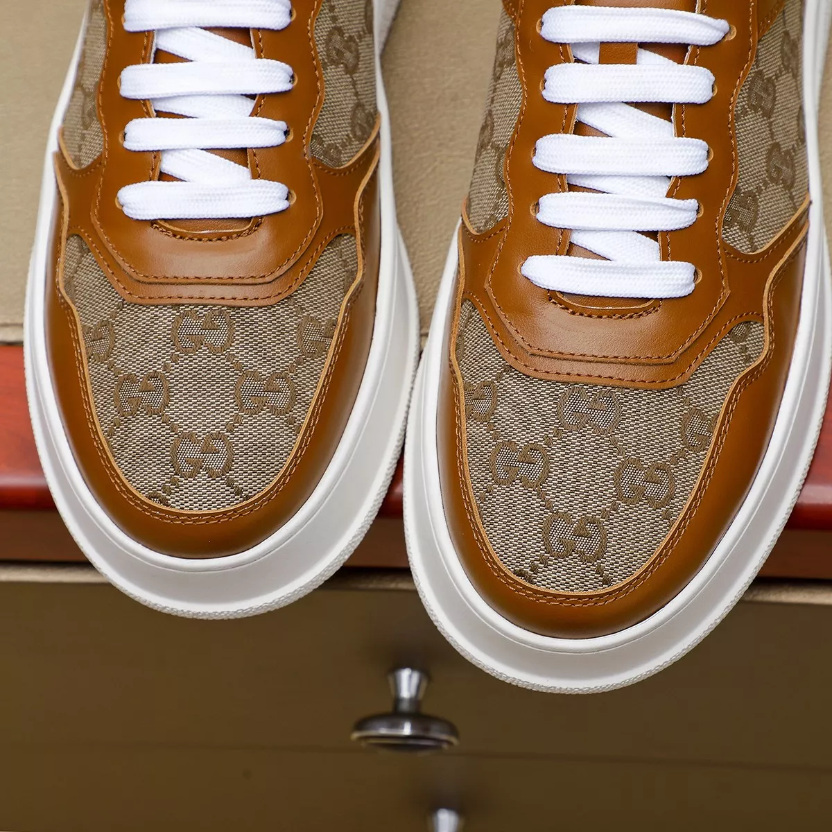 Gucci Casual Shoes For Men EasyMatch 4660