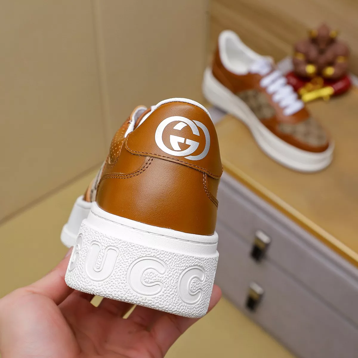 Gucci Casual Shoes For Men EasyMatch 4660