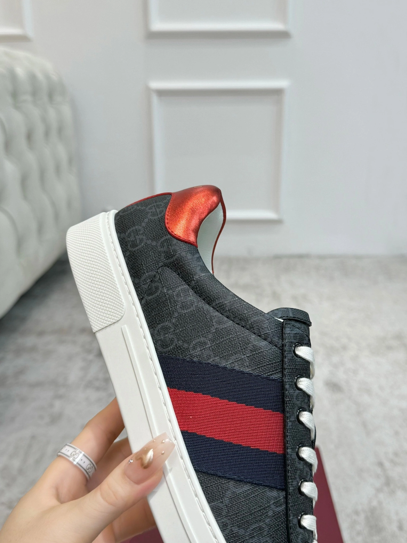Gucci Casual Shoes For Men Elegant 8625