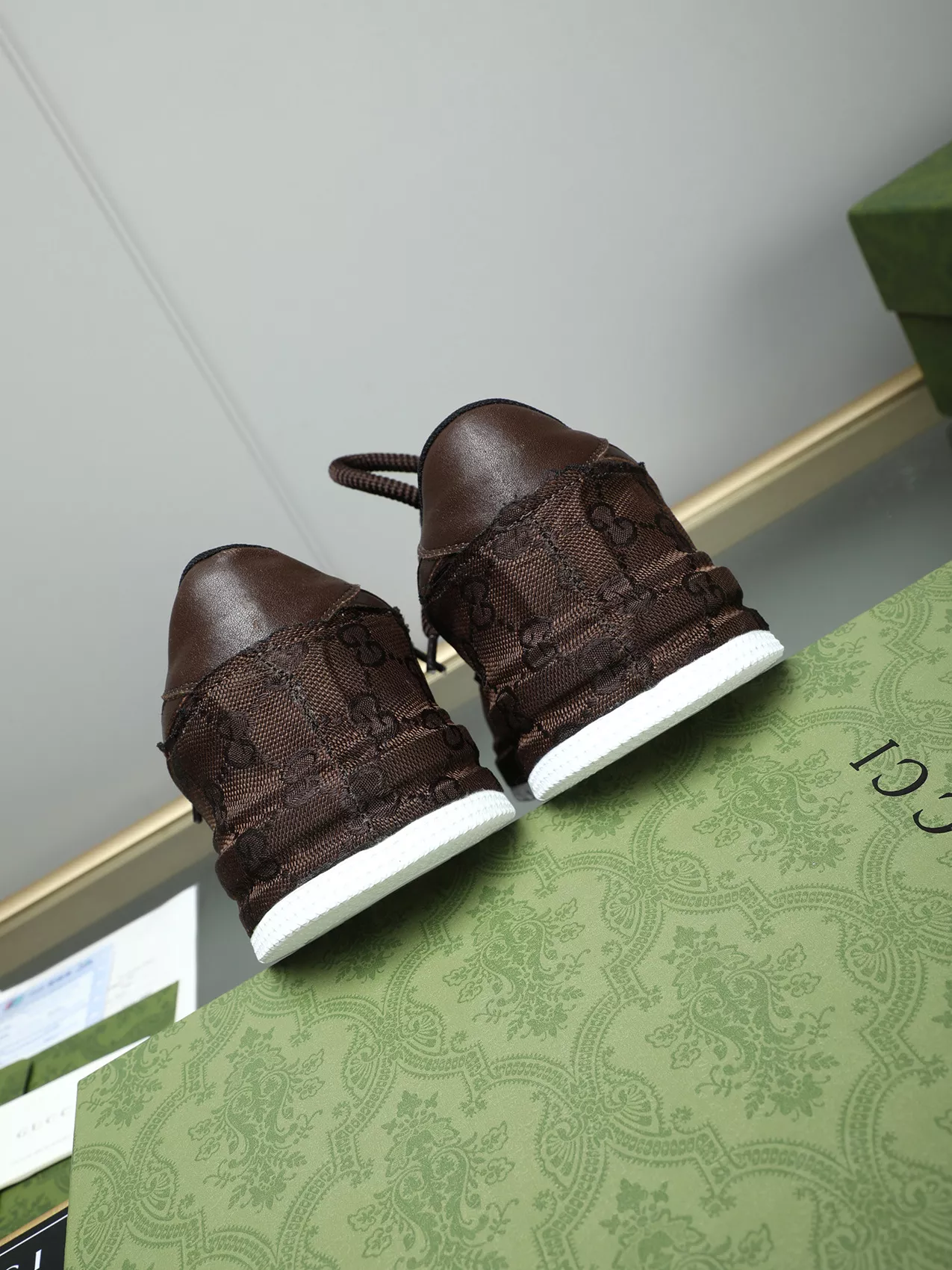 Gucci Casual Shoes For Men Fashionable 606