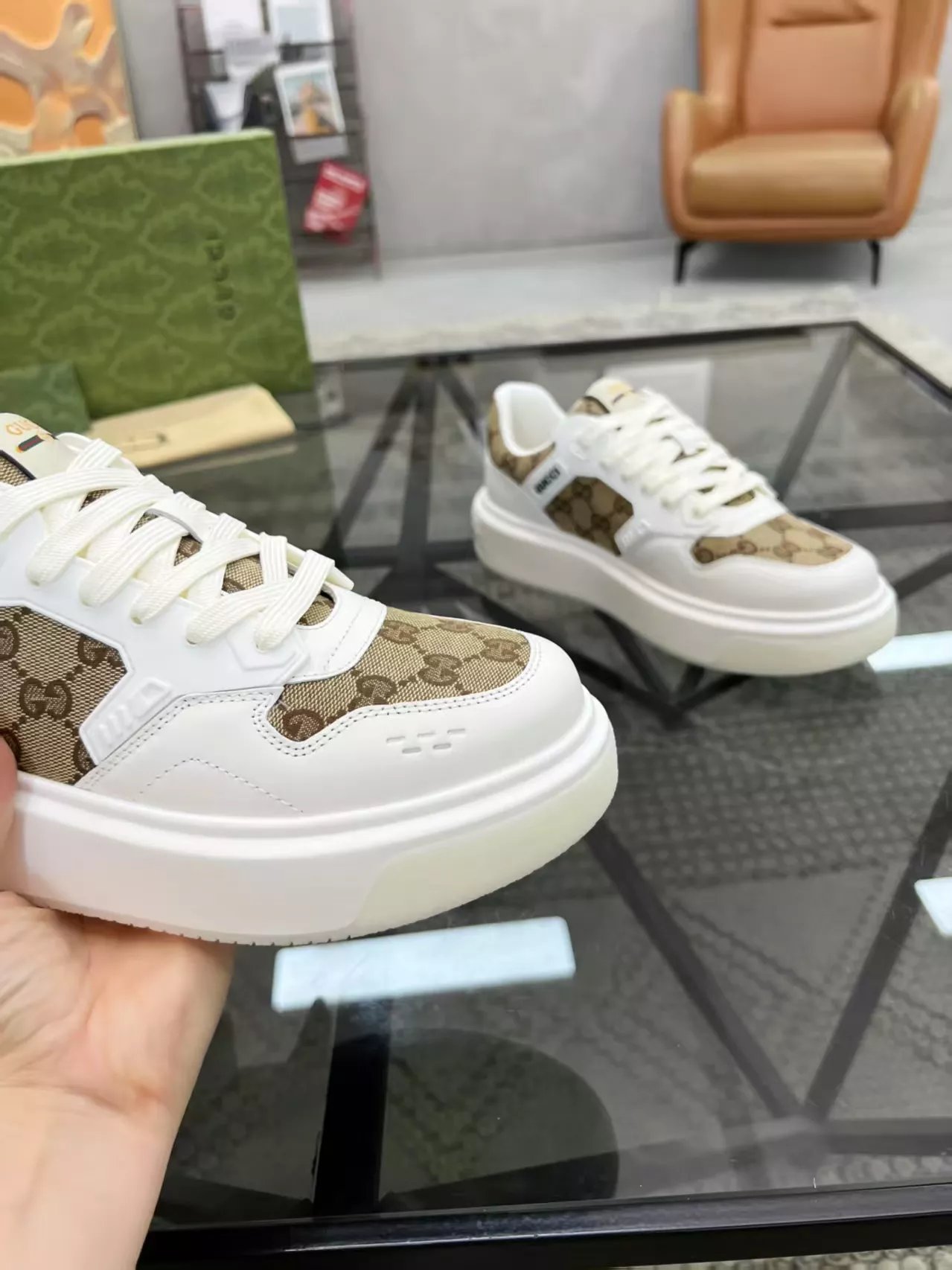 Gucci Casual Shoes For Men Fashionable 6308