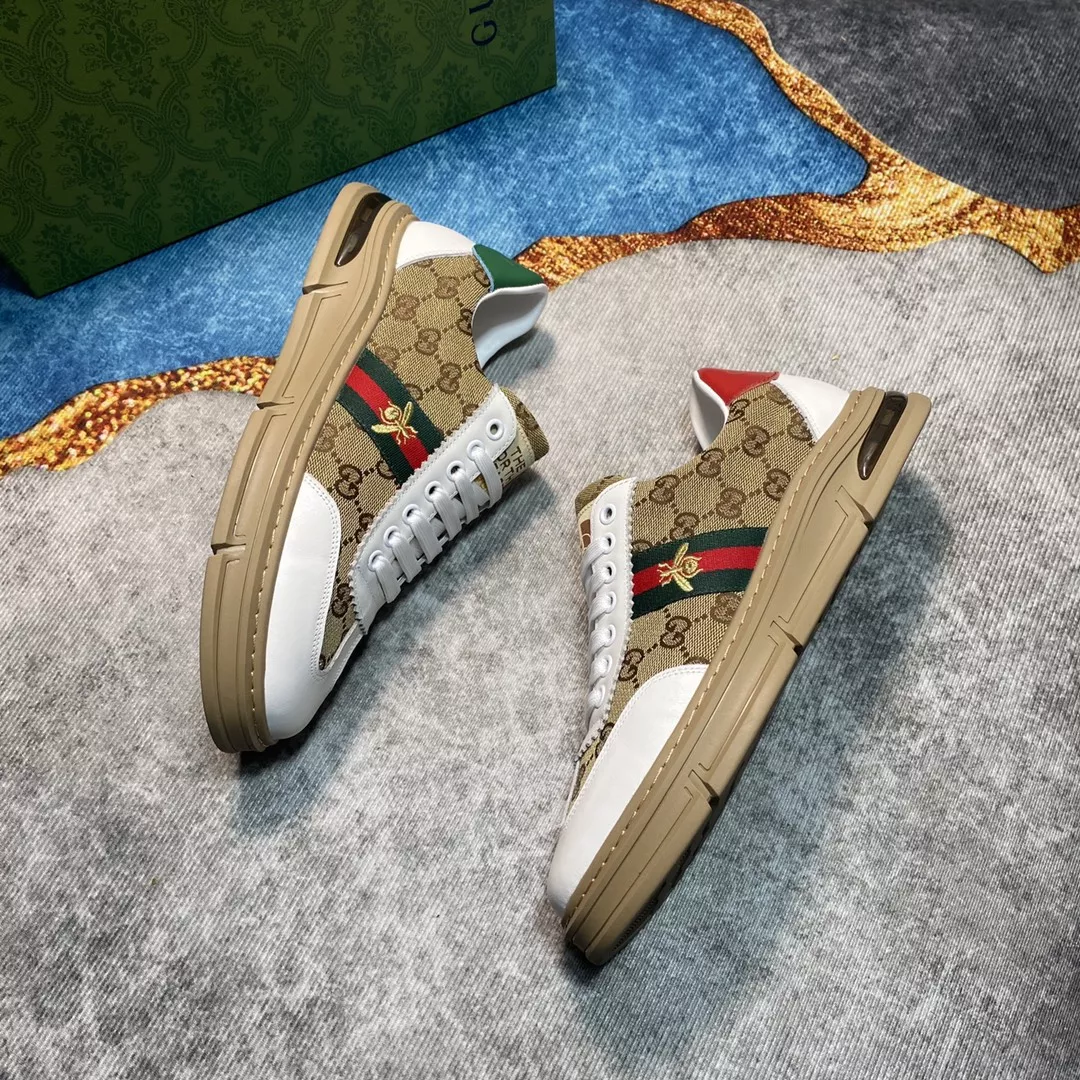 Gucci Casual Shoes For Men Flexible 1494