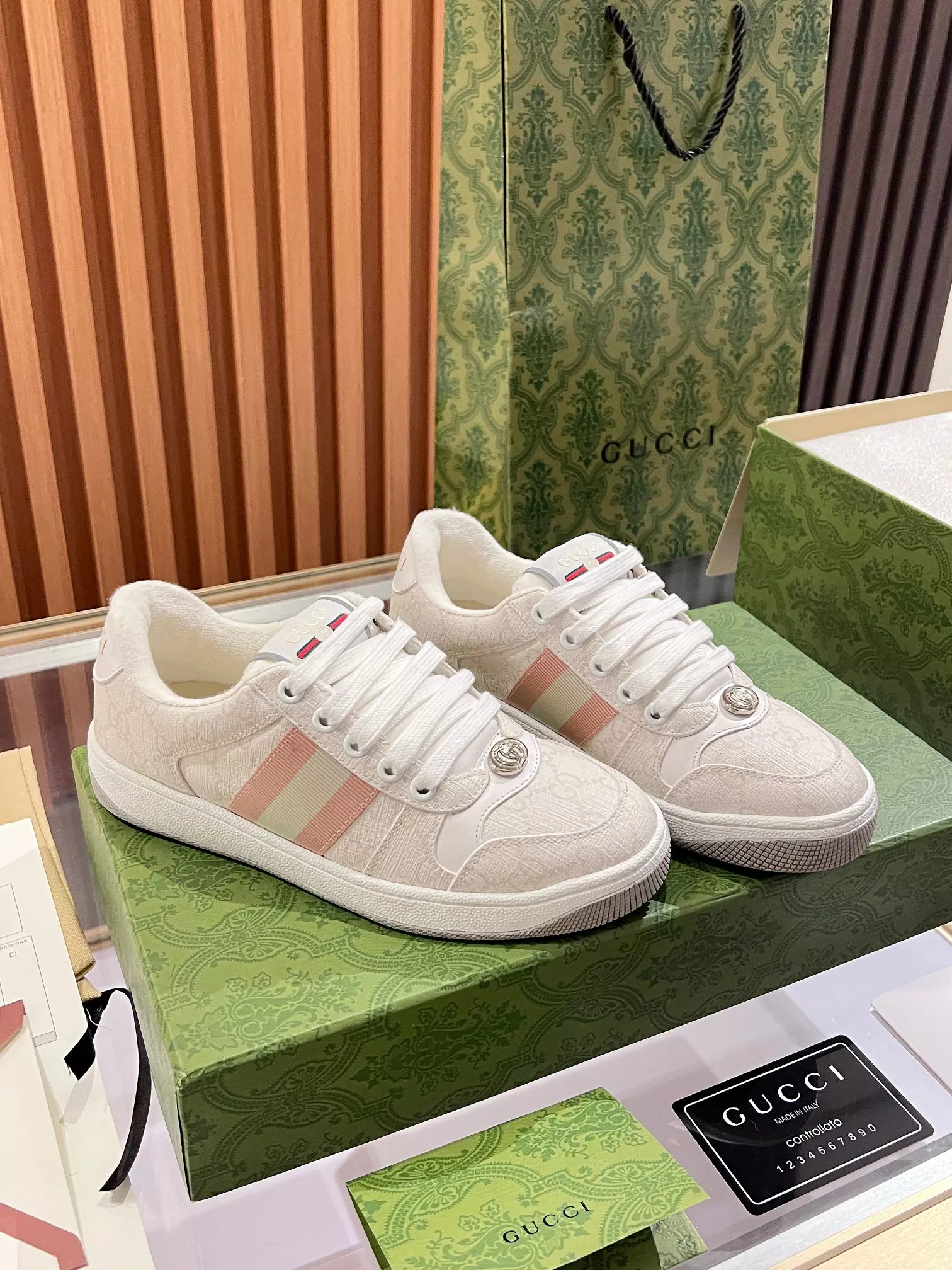 Gucci Casual Shoes For Men Flexible 9470