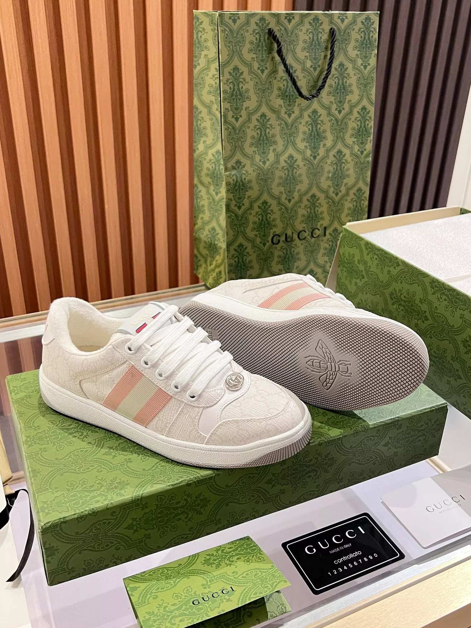 Gucci Casual Shoes For Men Flexible 9470