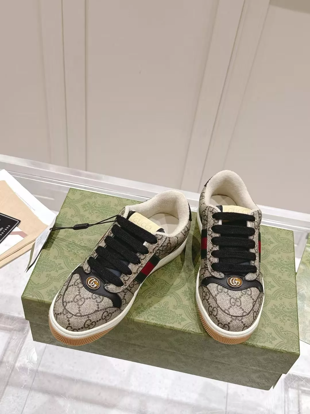 Gucci Casual Shoes For Men Functional 7808