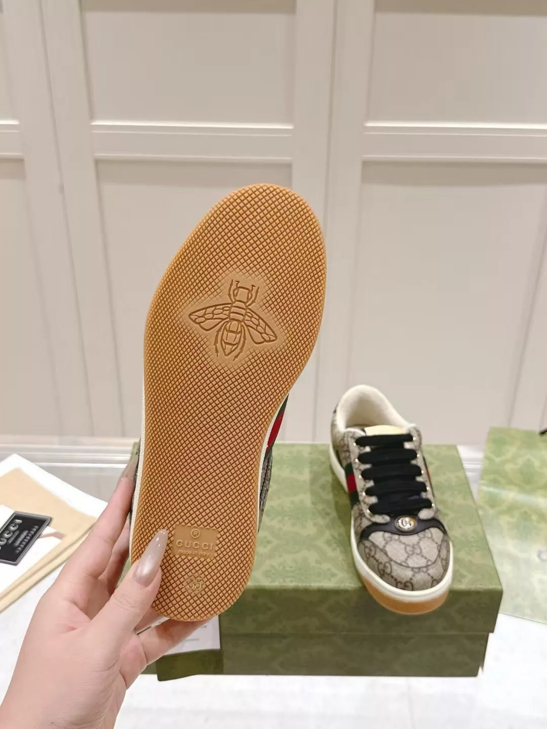 Gucci Casual Shoes For Men Functional 7808