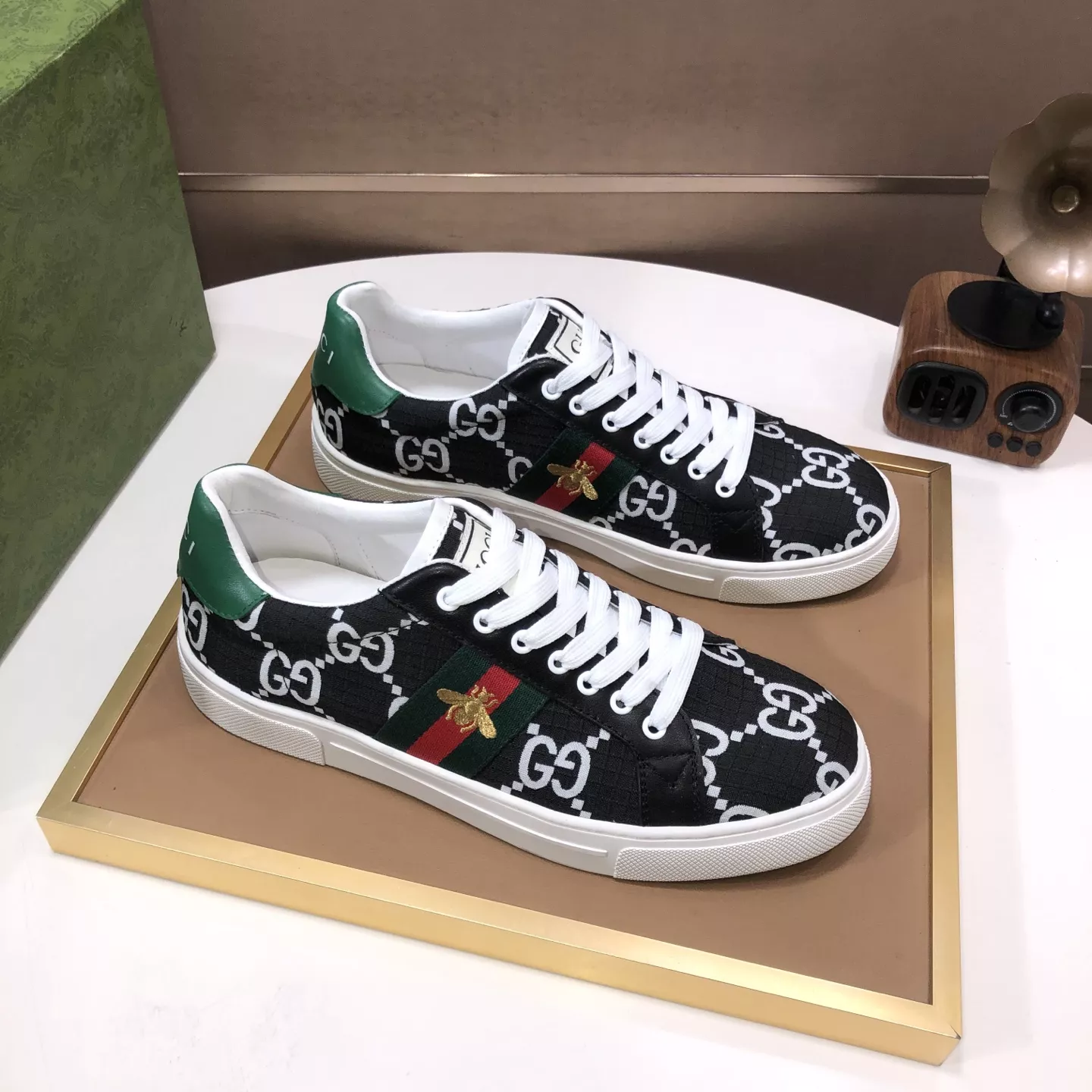 Gucci Casual Shoes For Men Functional 7923