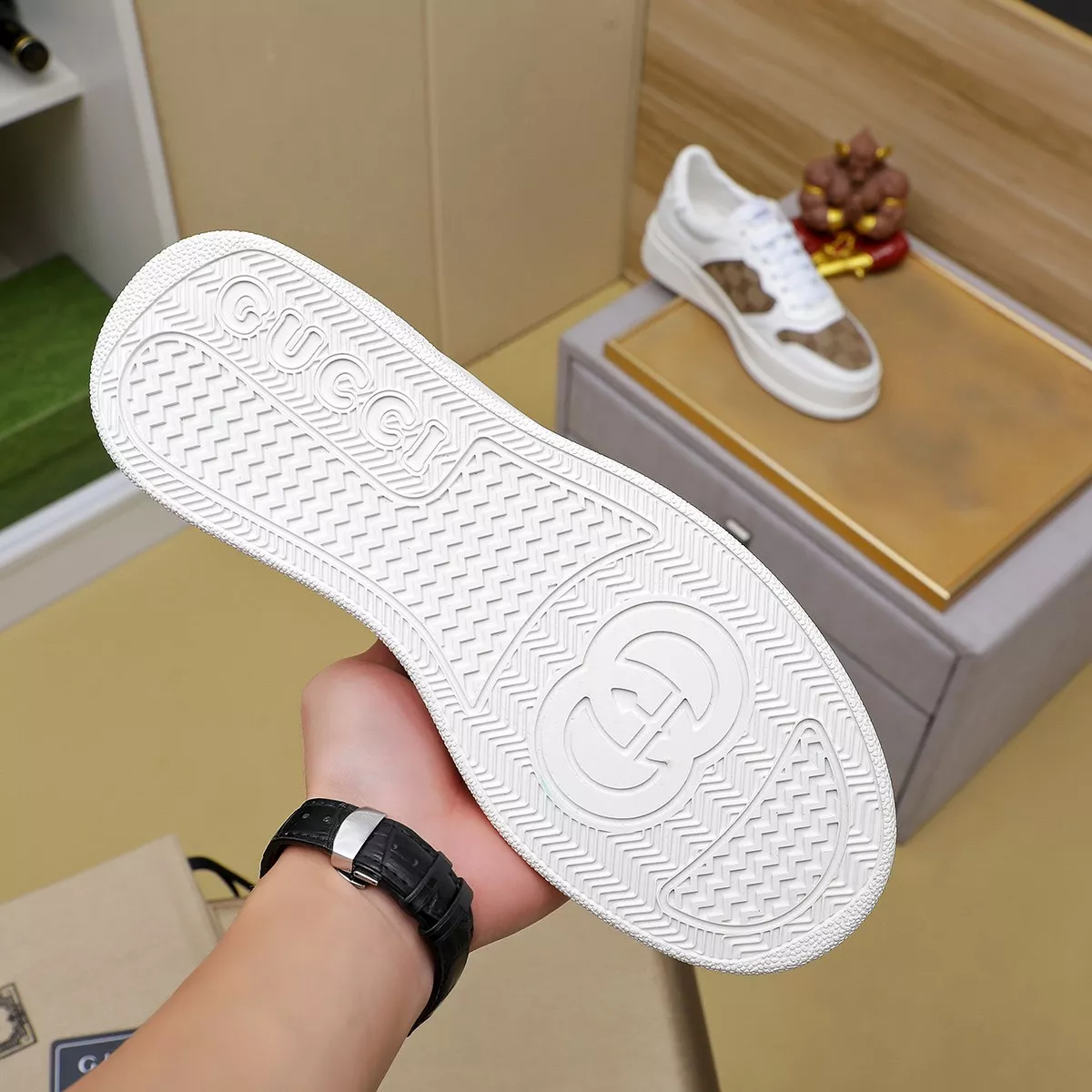 Gucci Casual Shoes For Men Minimalist 1387