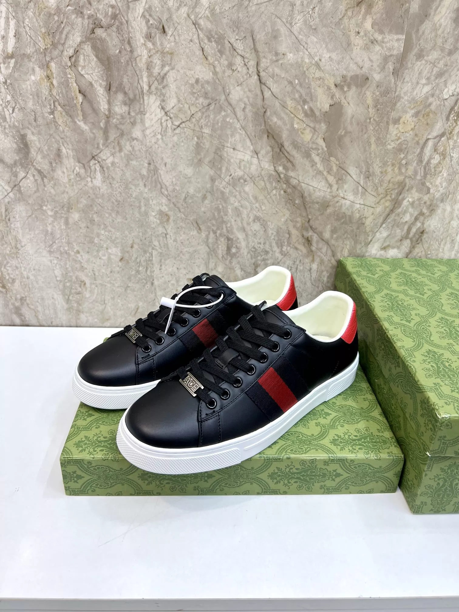 Gucci Casual Shoes For Men Stylish 3172