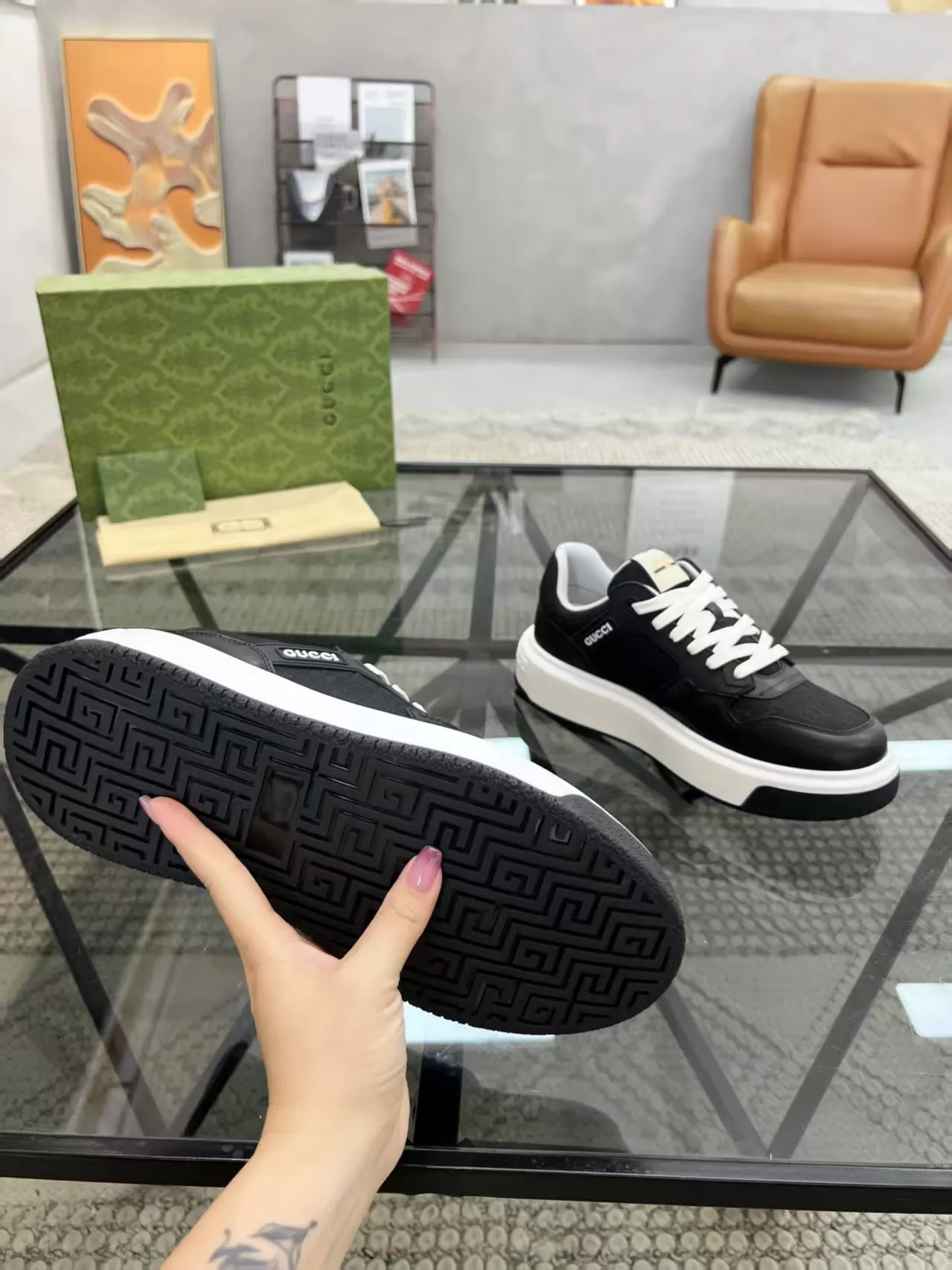 Gucci Casual Shoes For Men Timeless 7938