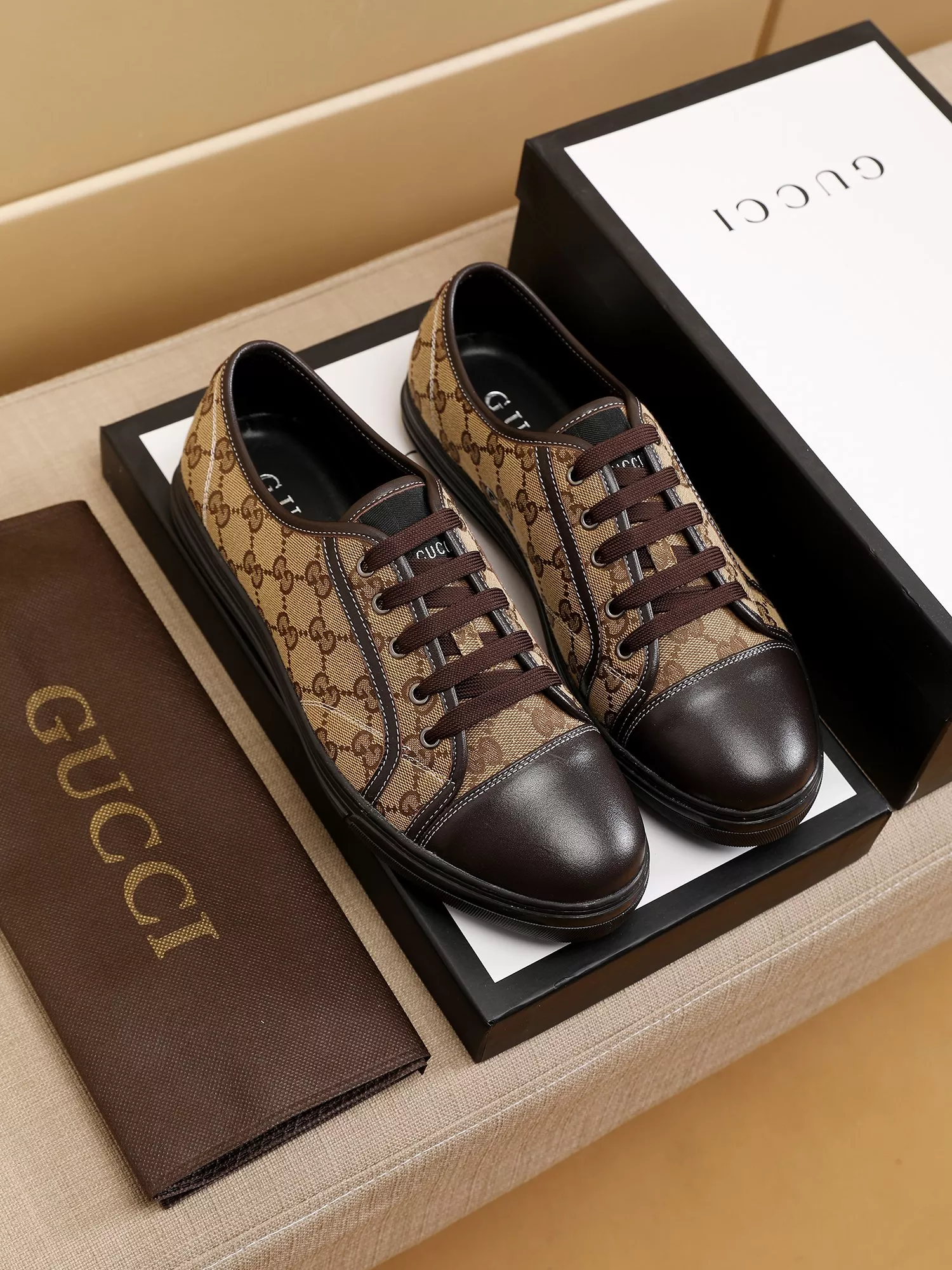 Gucci Casual Shoes For Men Trendsetting 323
