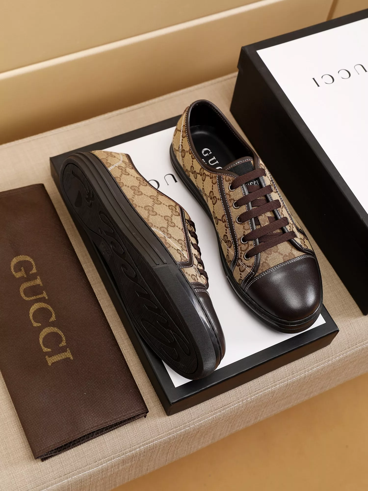 Gucci Casual Shoes For Men Trendsetting 323